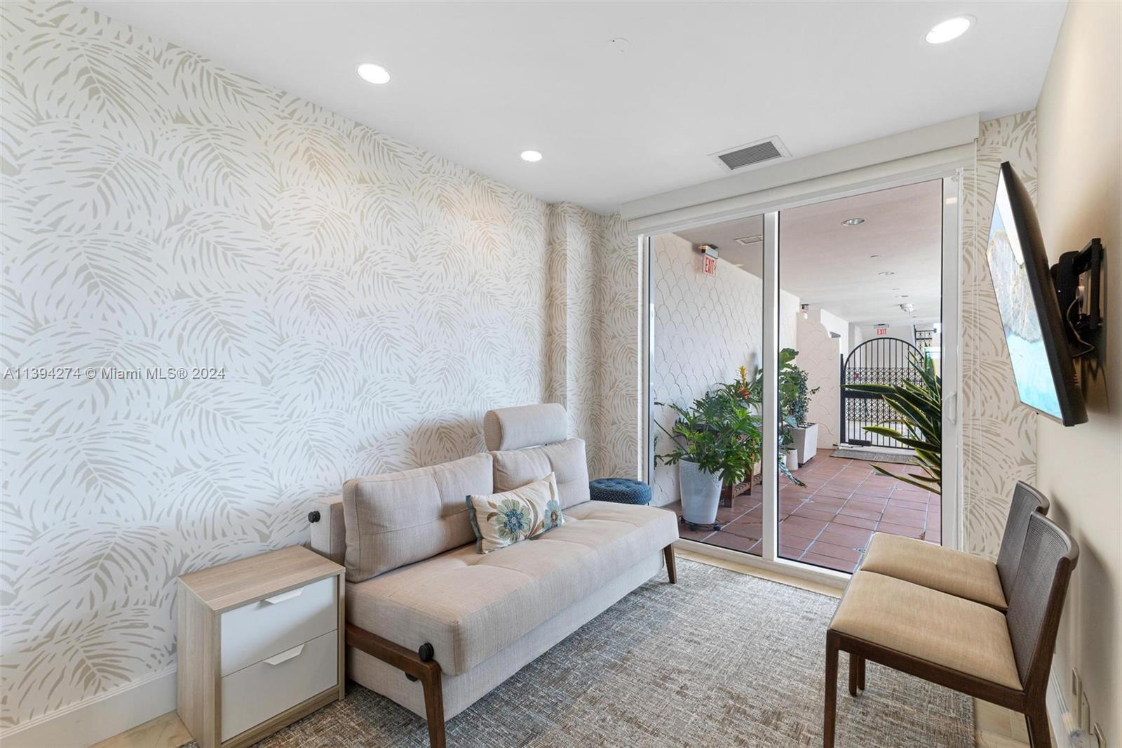 BAYVIEW FISHER ISL CONDO - Residential