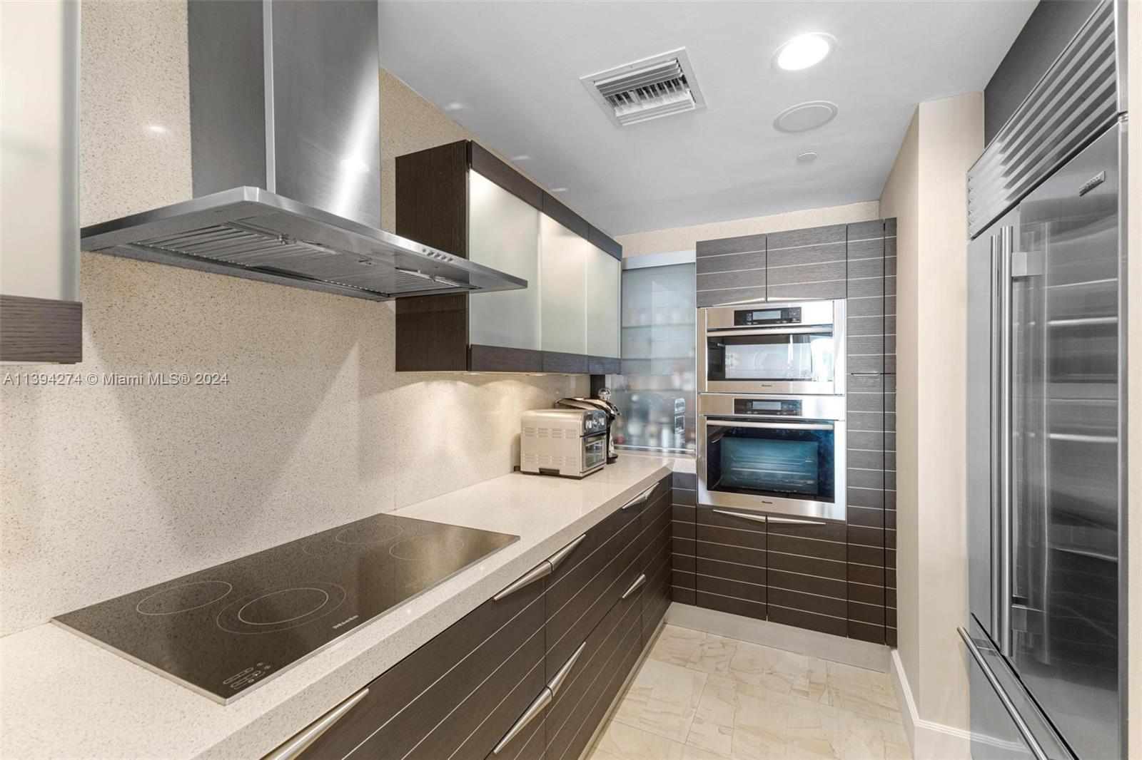 BAYVIEW FISHER ISL CONDO - Residential