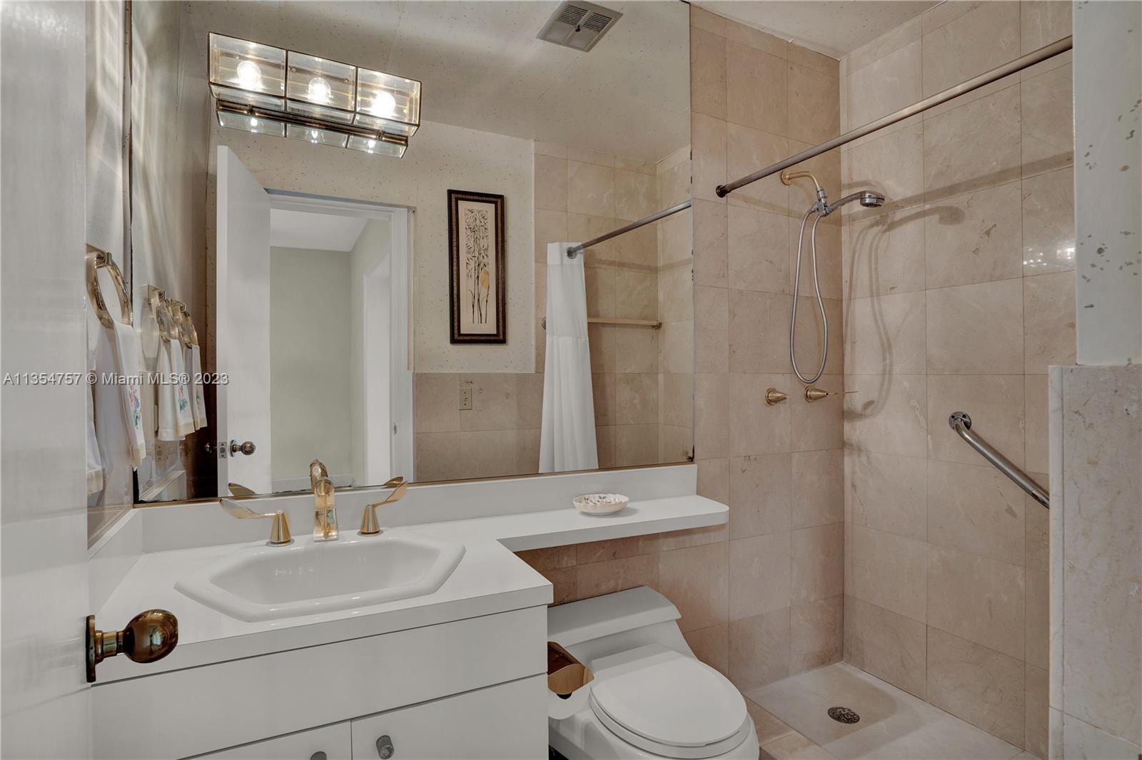 C GAB COUNTRY CLUB SEC 5 - Residential