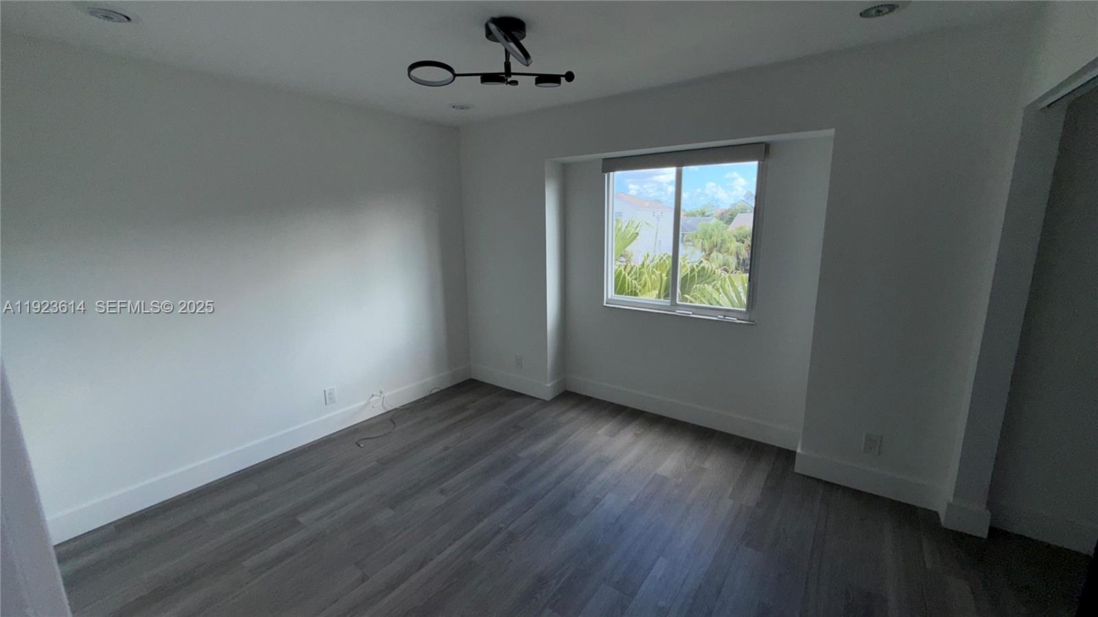 WEITZER SUB 1 - Residential Lease