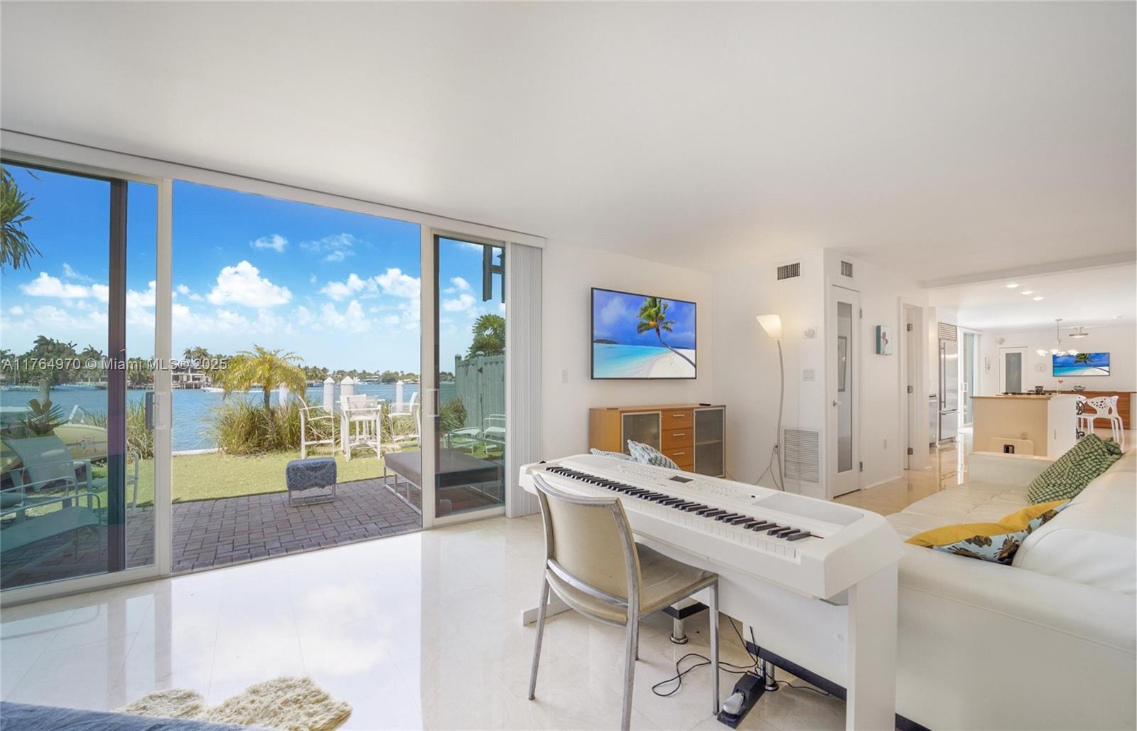 ISLAND CLUB OF SOUTH BEAC - Residential