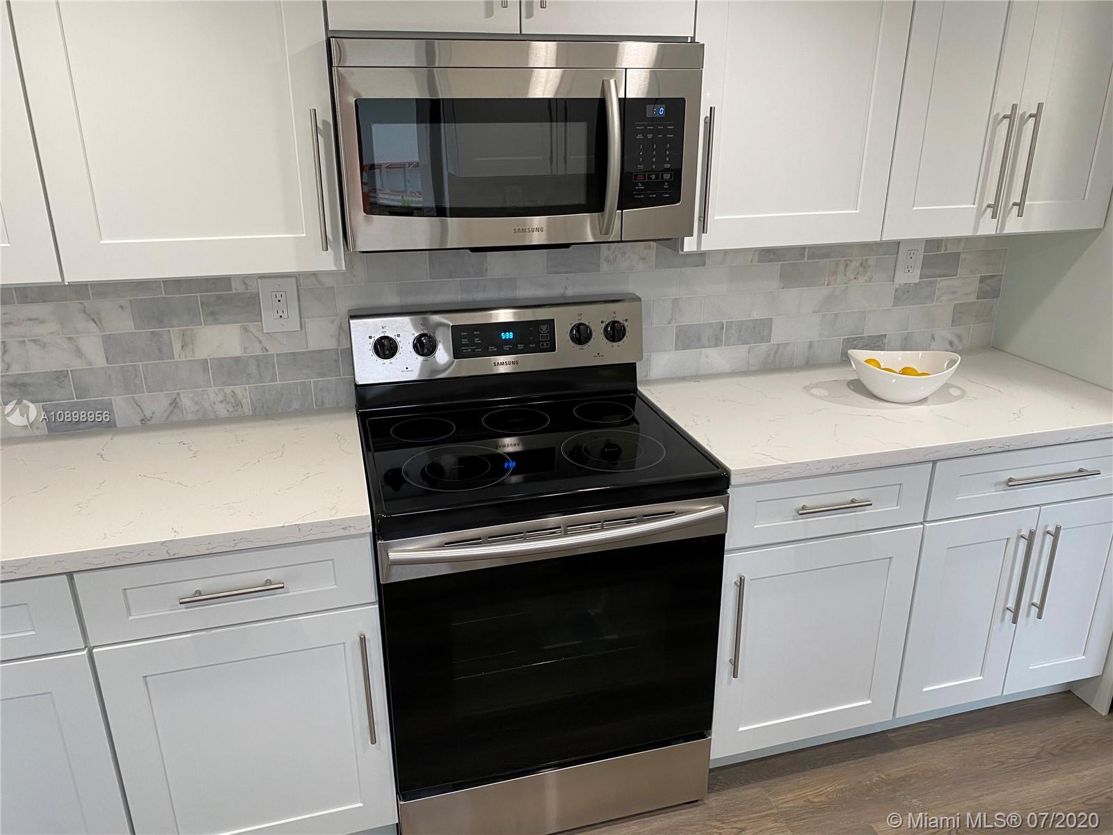 VILLA VENEZIA CONDO PH VI - Residential