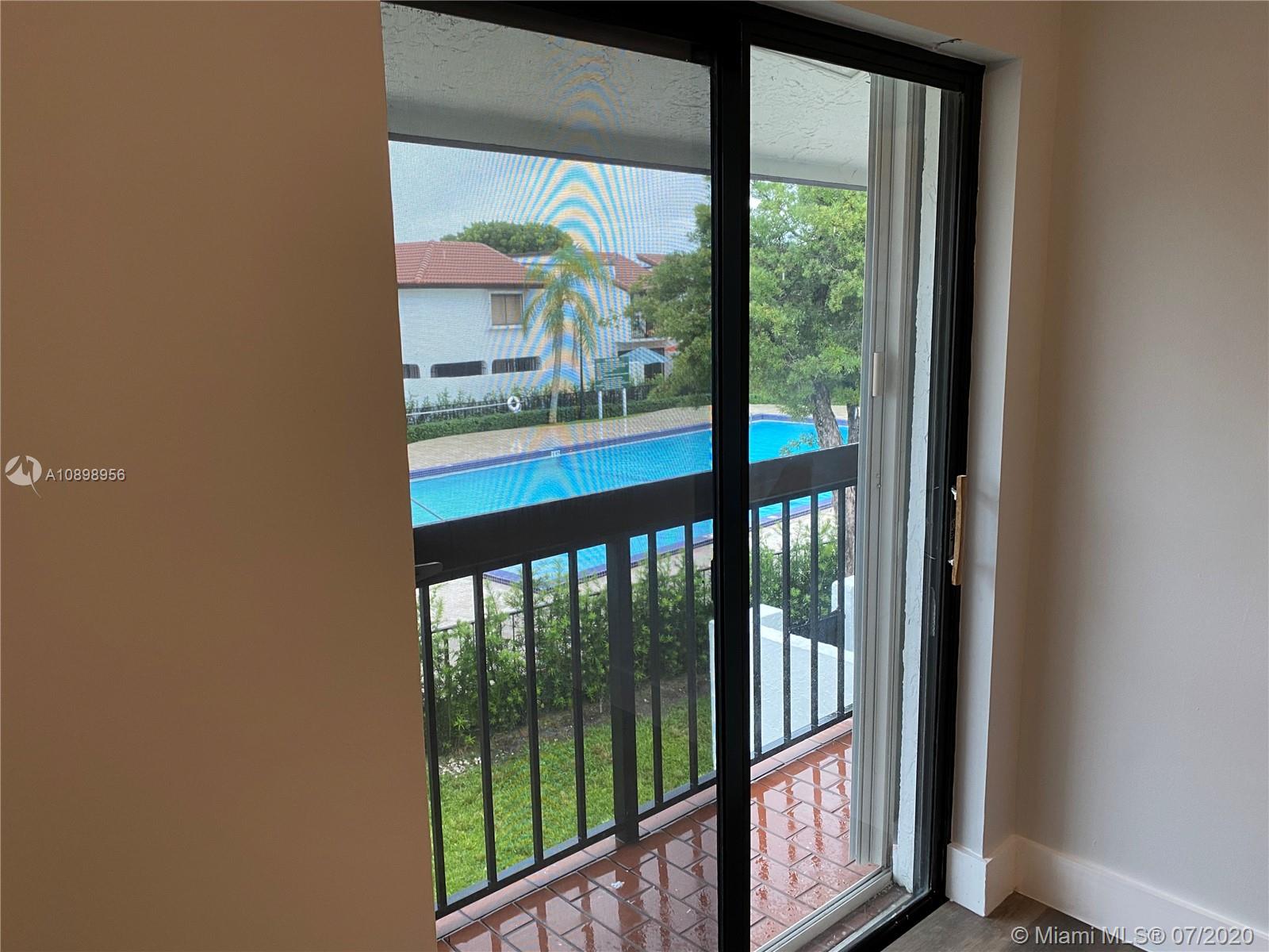 VILLA VENEZIA CONDO PH VI - Residential