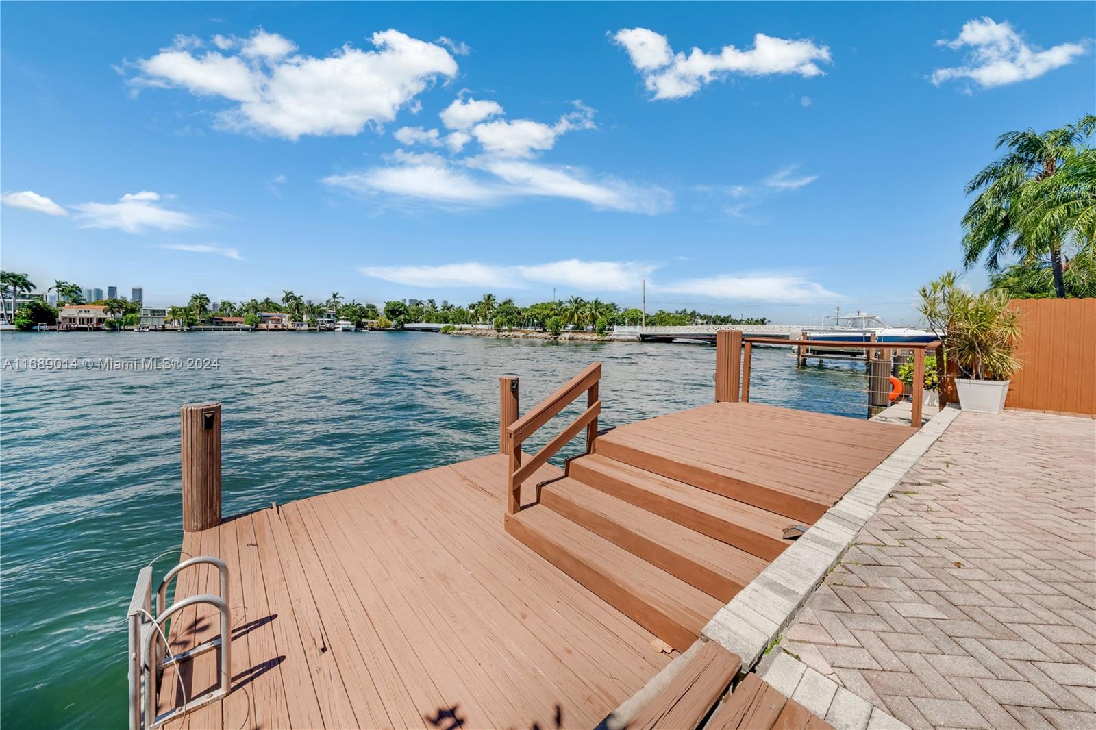 RIVO ALTO AMD - Residential