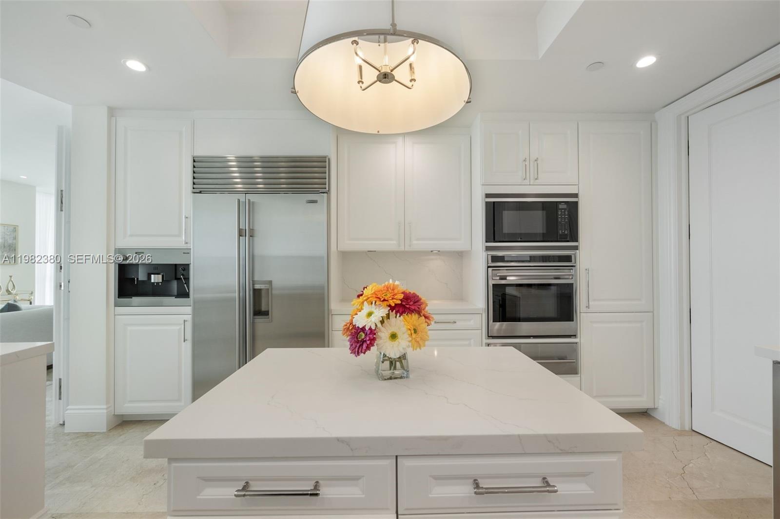 10295 Collins Ave 2203