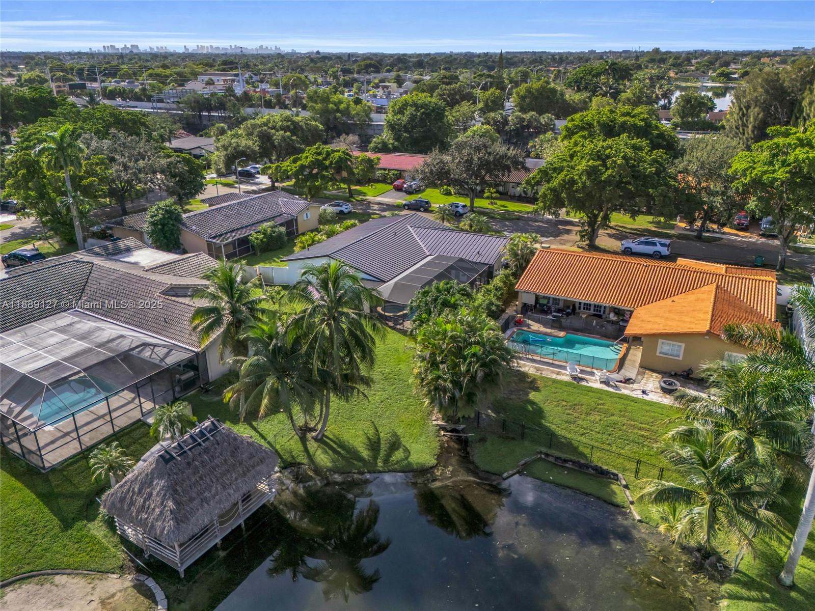MIAMI LAKES SEC 6 - Residential