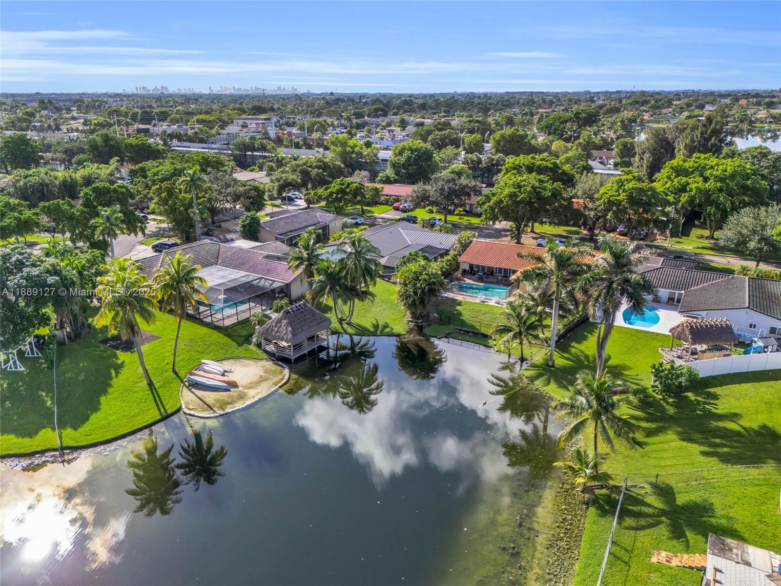 MIAMI LAKES SEC 6 - Residential