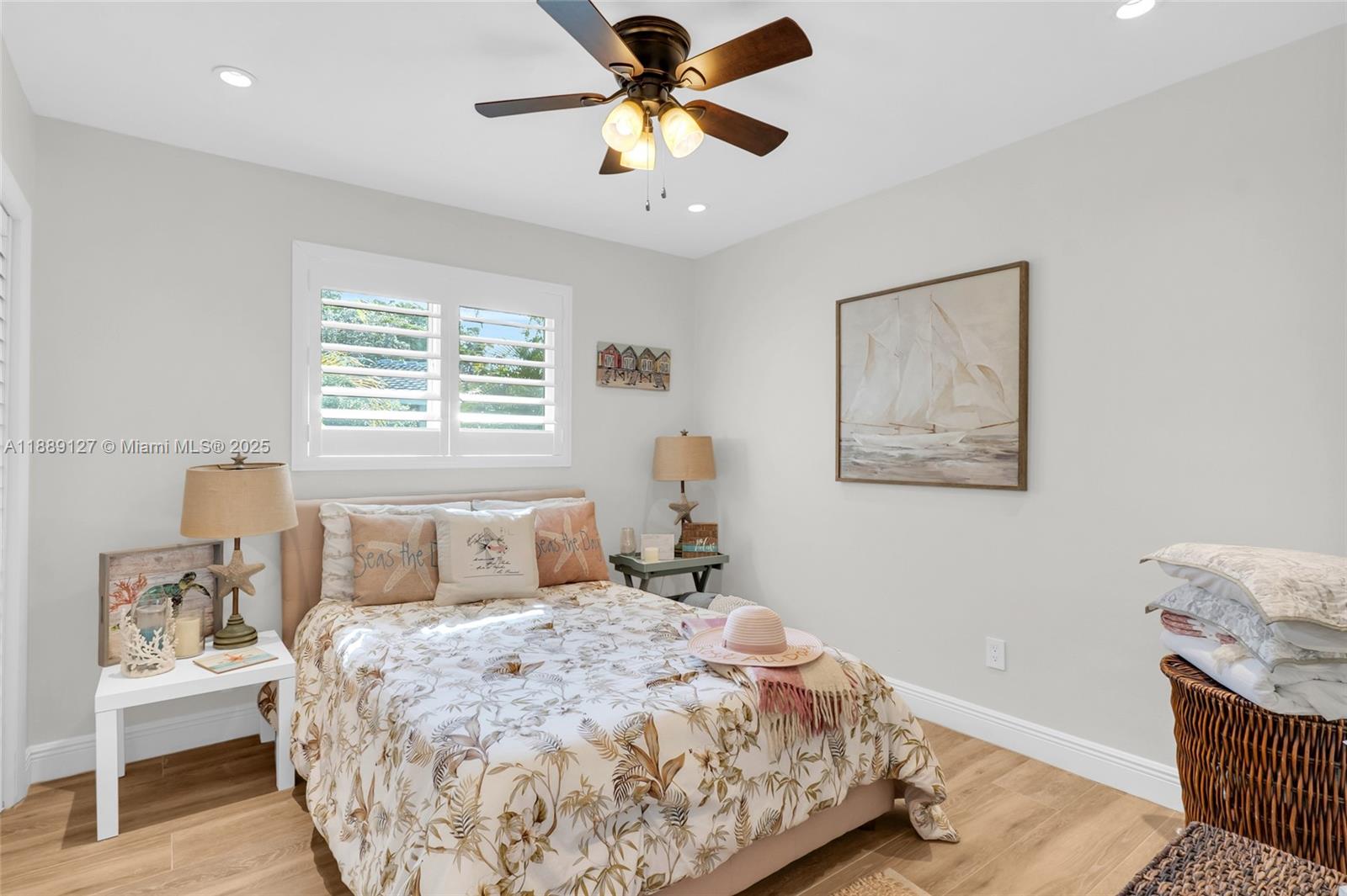 MIAMI LAKES SEC 6 - Residential
