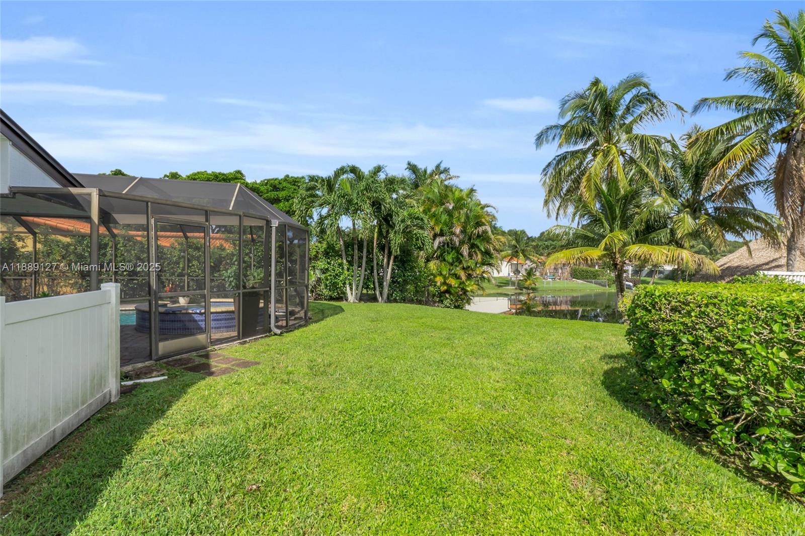 MIAMI LAKES SEC 6 - Residential