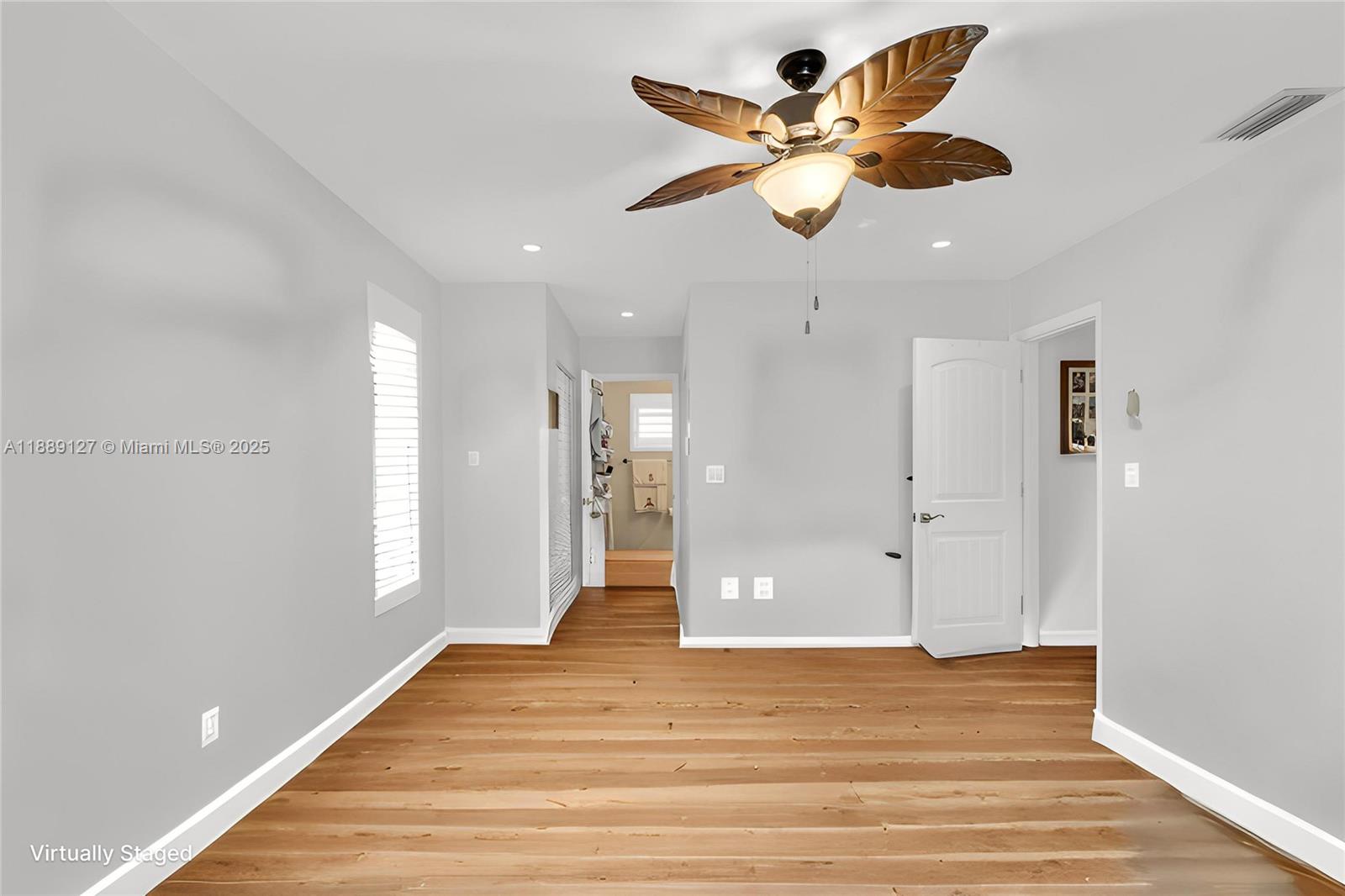MIAMI LAKES SEC 6 - Residential