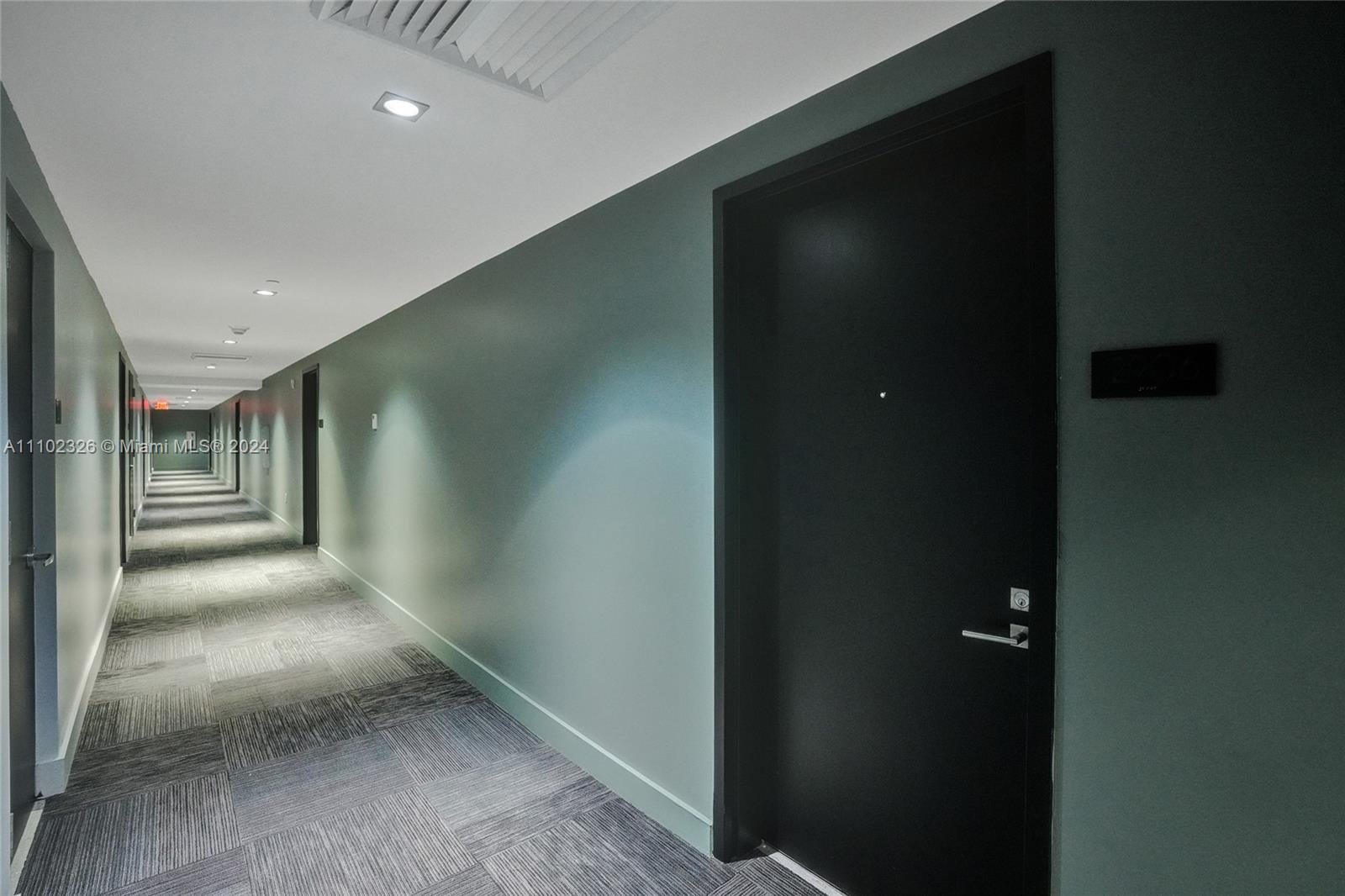 3401 MIDTOWN CONDO - Residential Lease