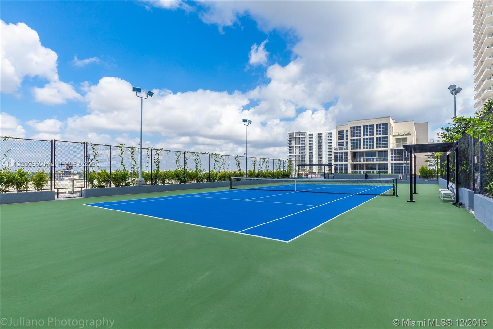 3401 MIDTOWN CONDO - Residential Lease