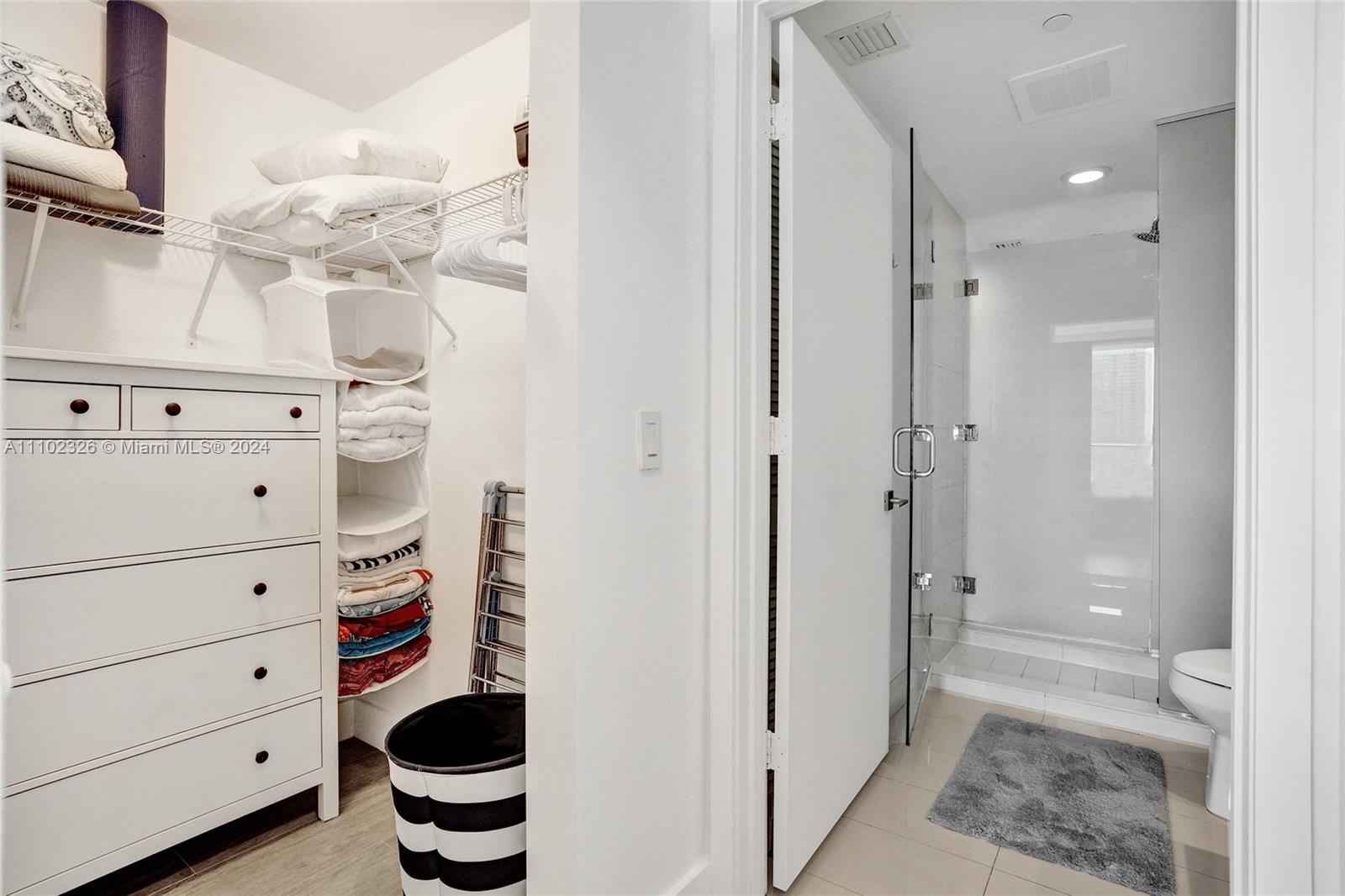 3401 MIDTOWN CONDO - Residential Lease