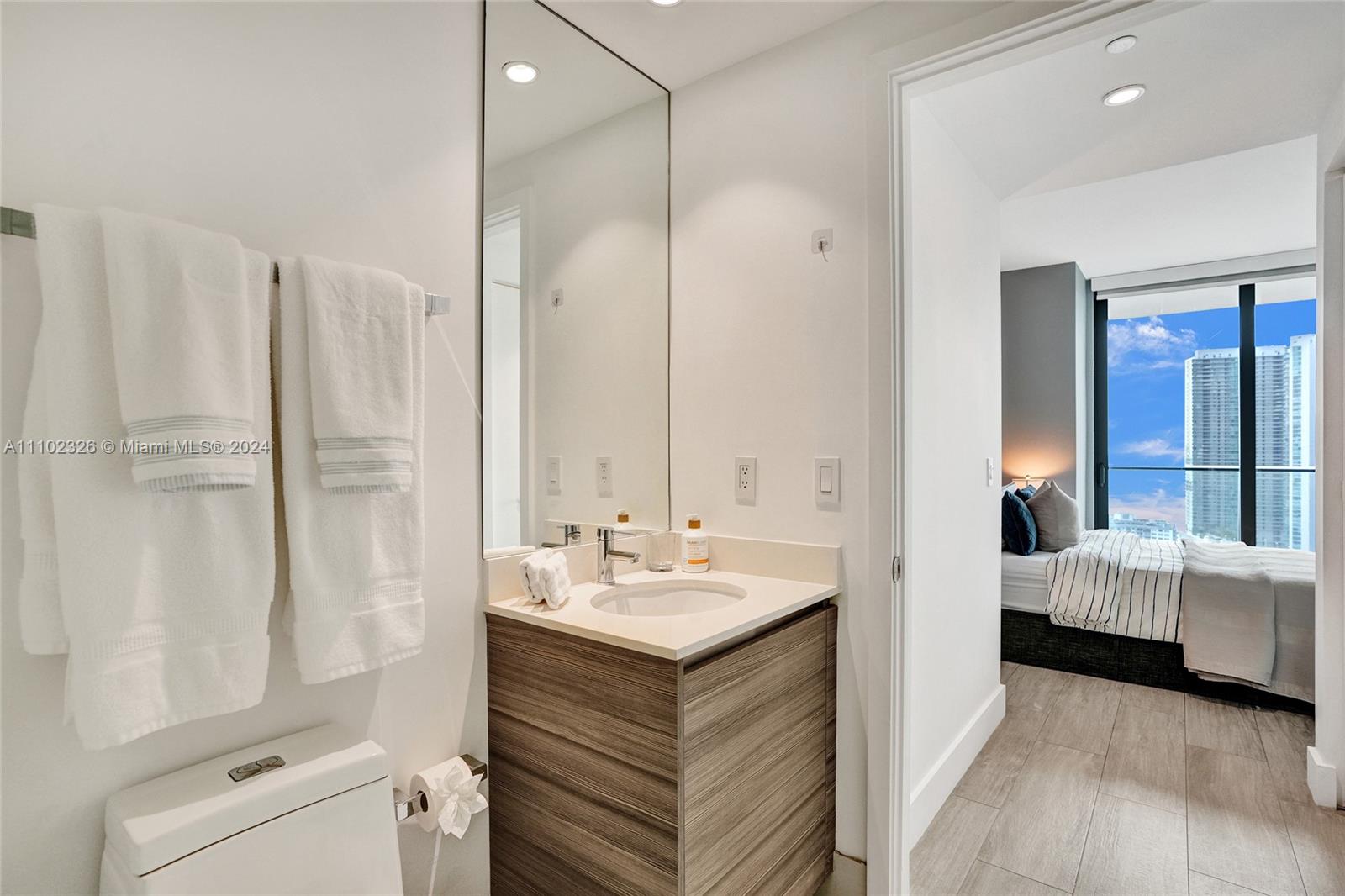 3401 MIDTOWN CONDO - Residential Lease