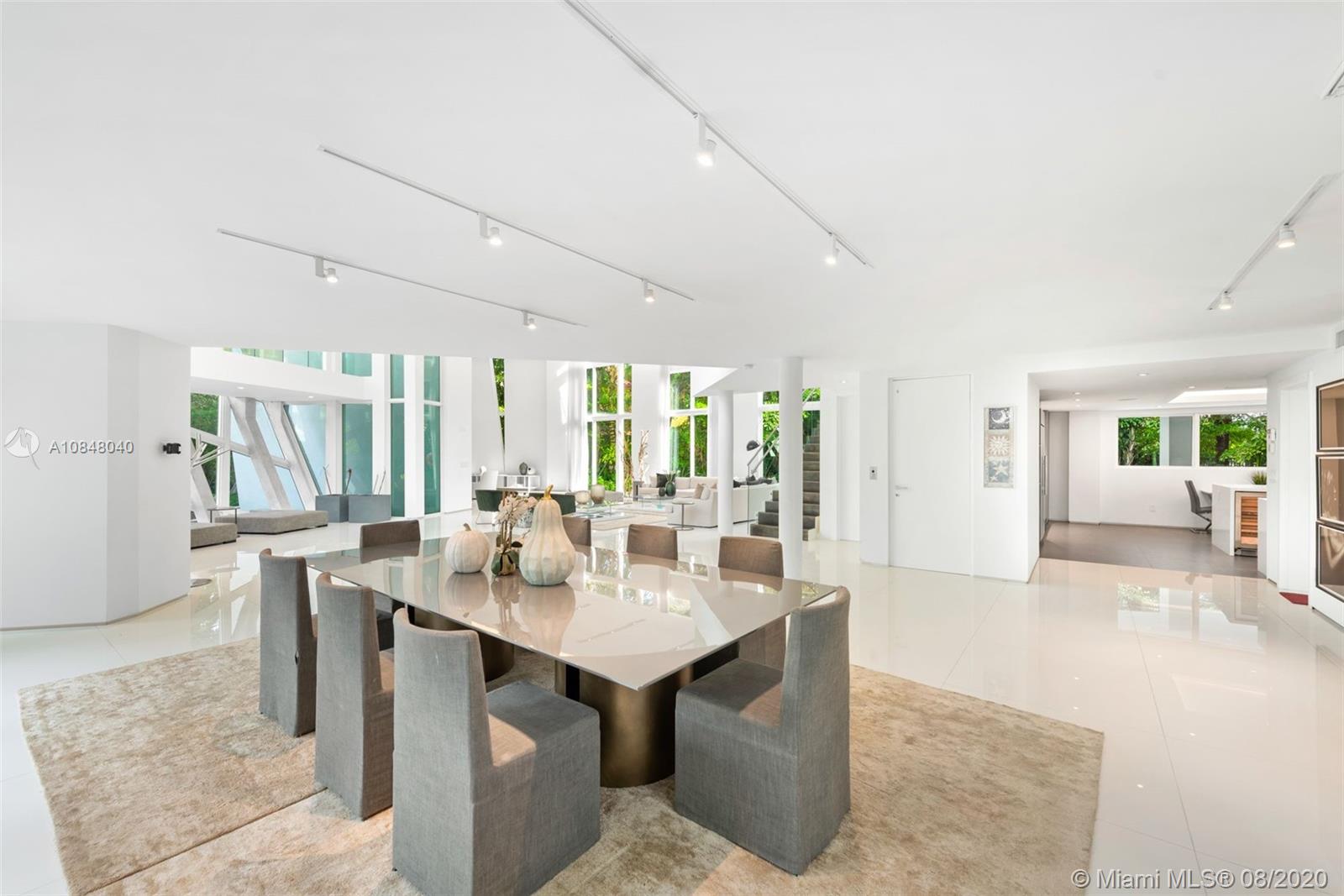 GOLDEN BEACH SEC B - Residential