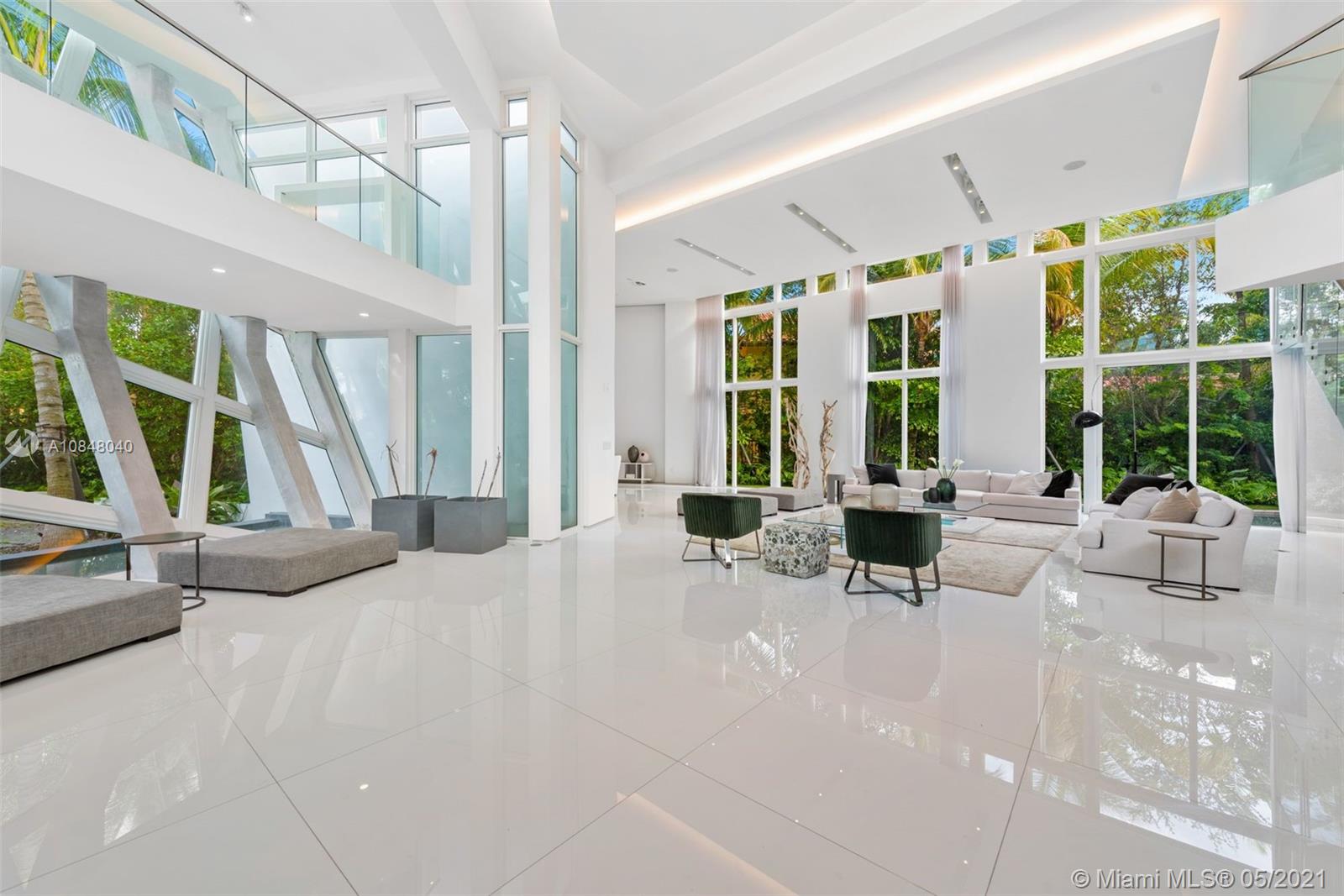 GOLDEN BEACH SEC B - Residential