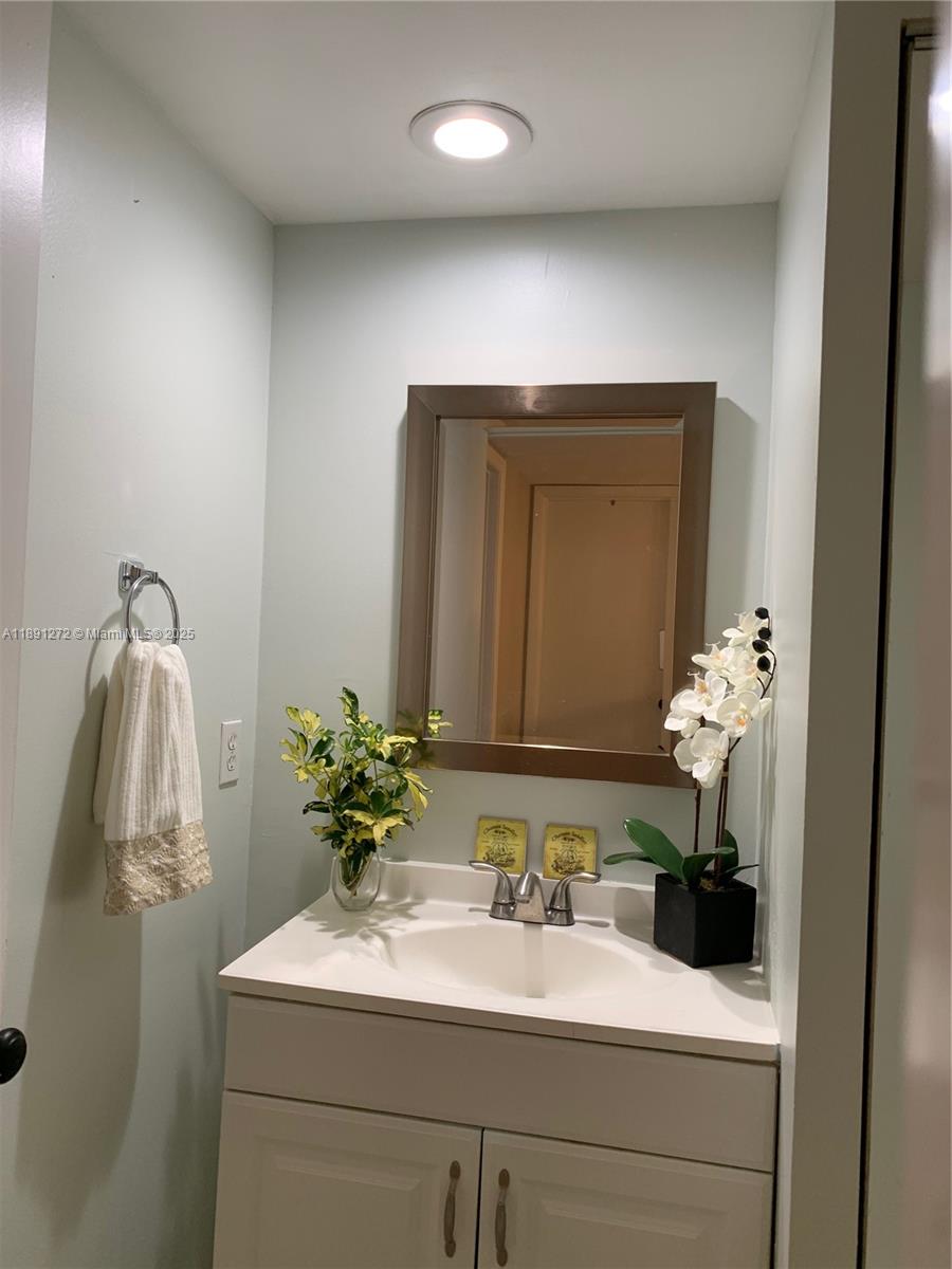ROCK CREEK PHASE TWO - Residential Lease