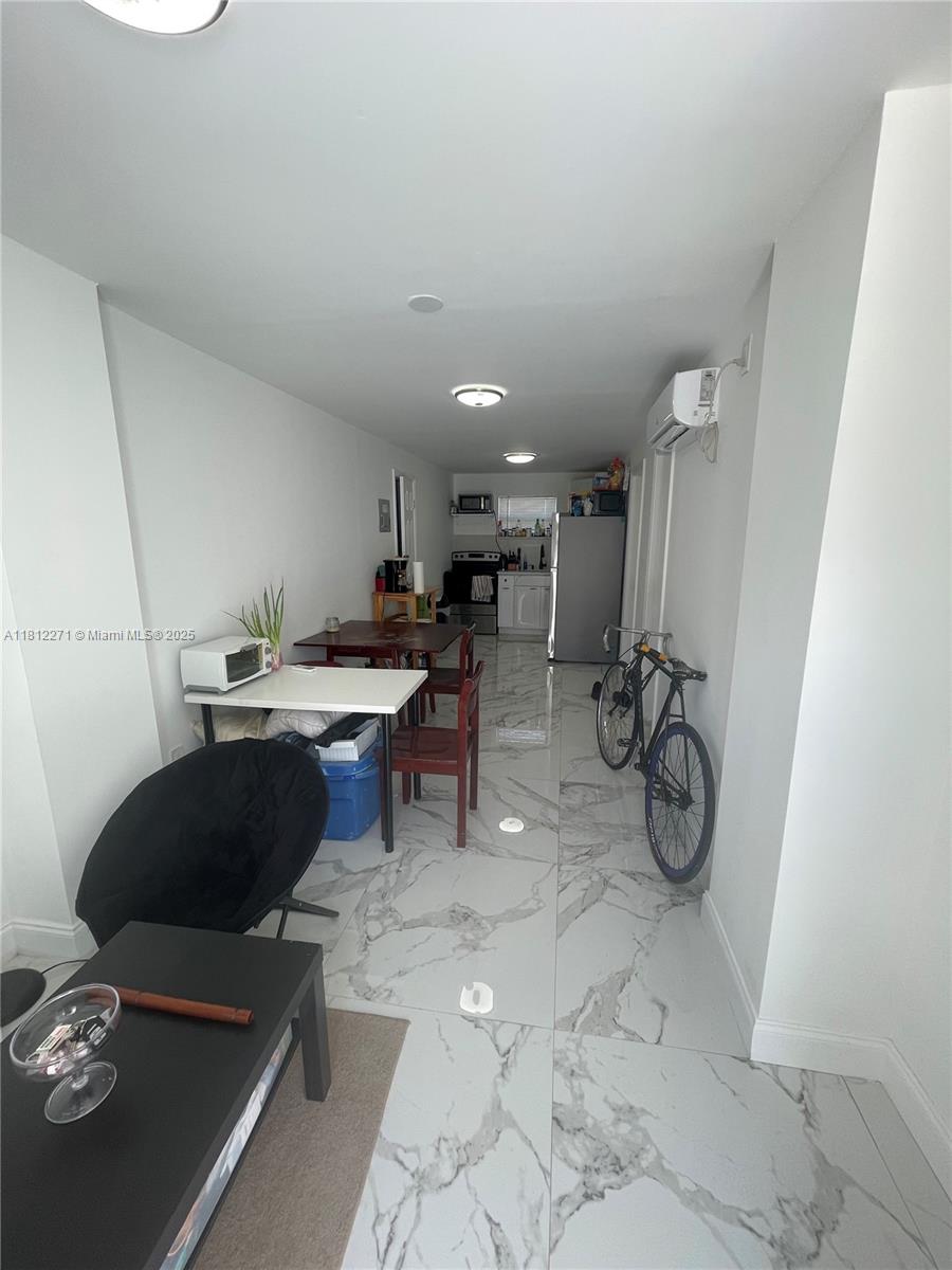 CITY OF MIAMI SOUTH - Residential Lease