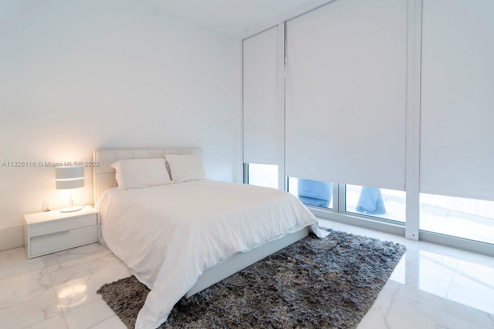 JADE SIGNATURE CONDO - Residential