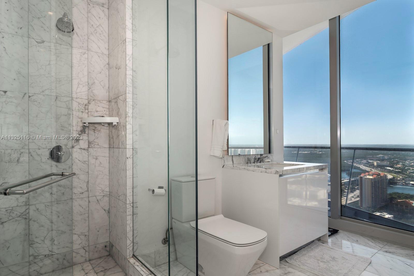 JADE SIGNATURE CONDO - Residential