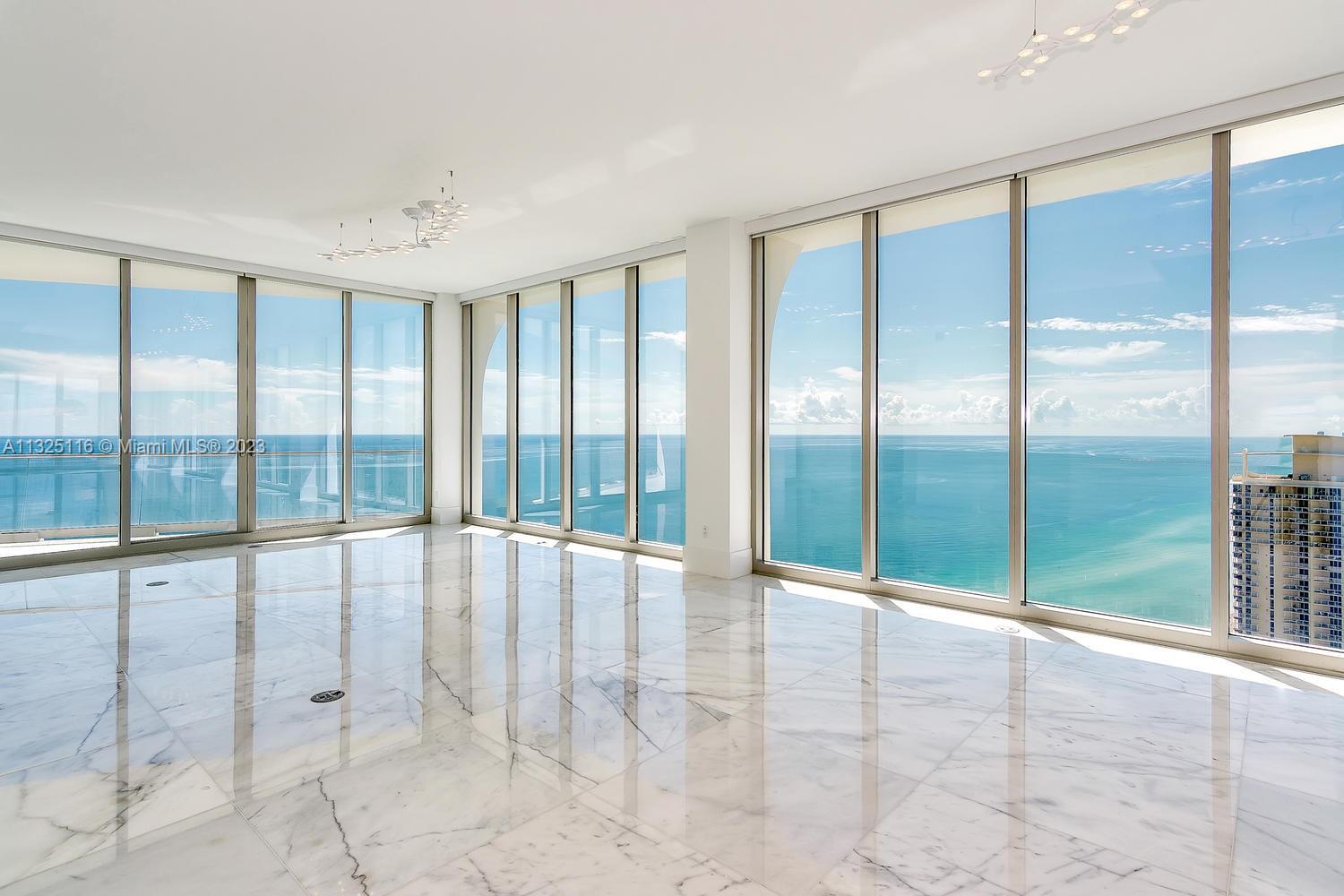 JADE SIGNATURE CONDO - Residential