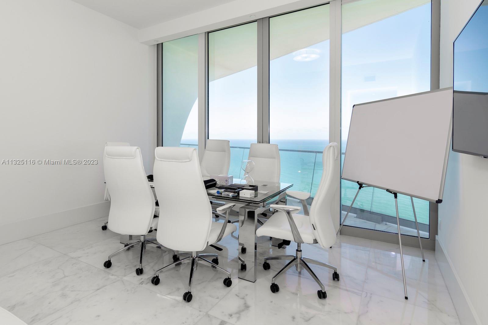 JADE SIGNATURE CONDO - Residential