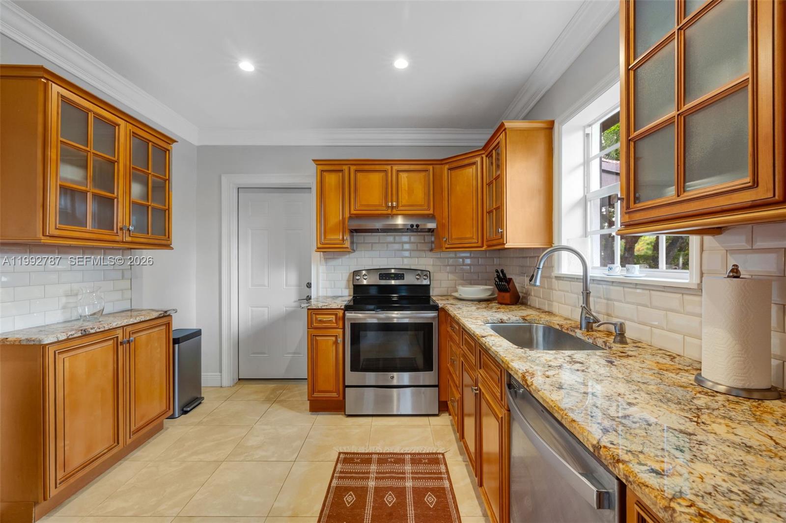 CORAL GABLES RIVIERA SEC - Residential