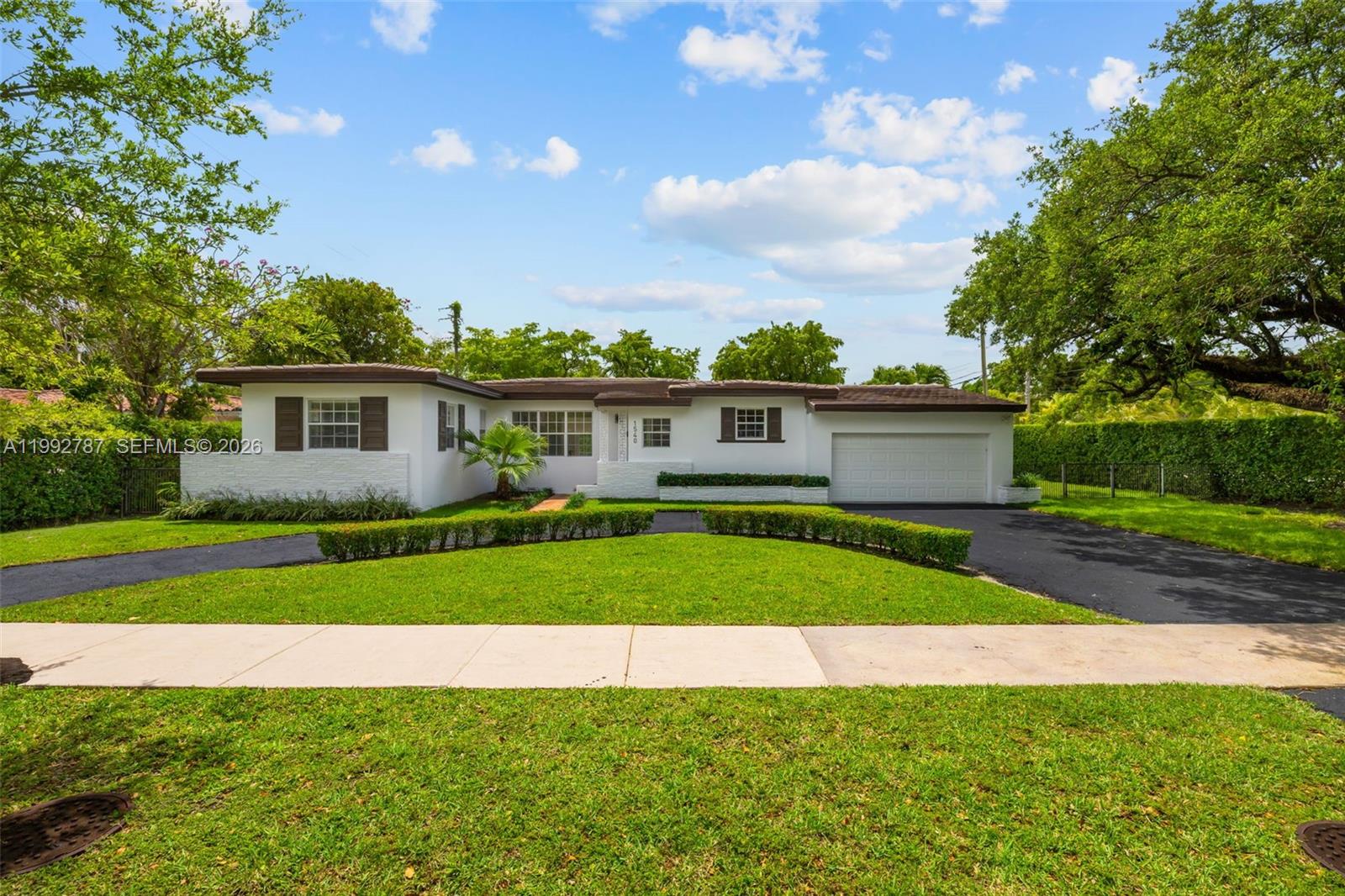 CORAL GABLES RIVIERA SEC - Residential