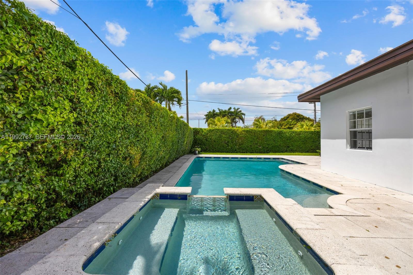 CORAL GABLES RIVIERA SEC - Residential