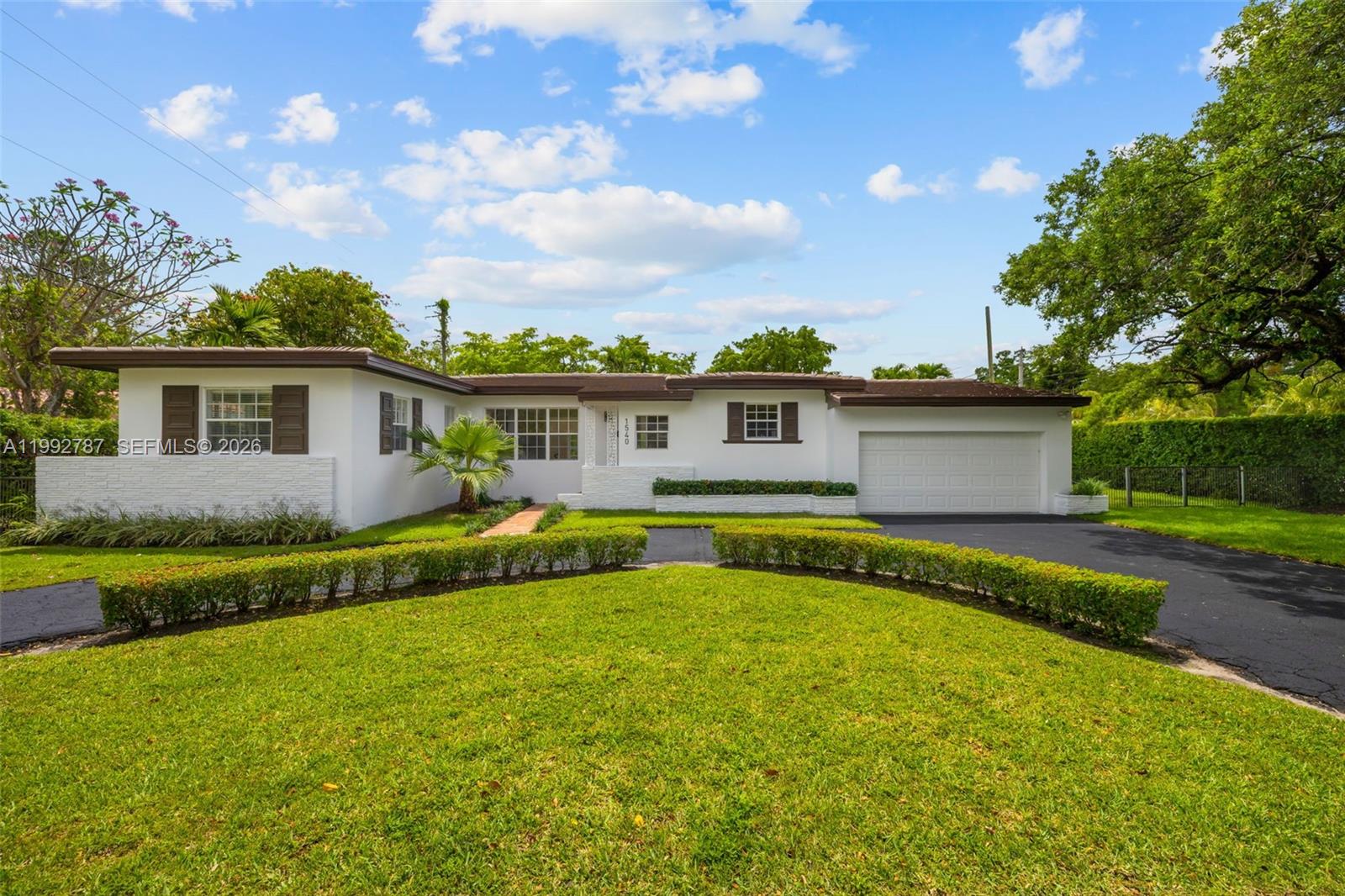 CORAL GABLES RIVIERA SEC - Residential