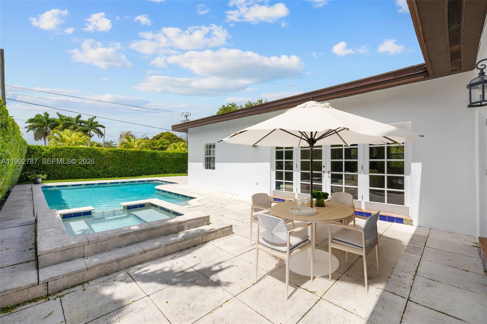 CORAL GABLES RIVIERA SEC - Residential