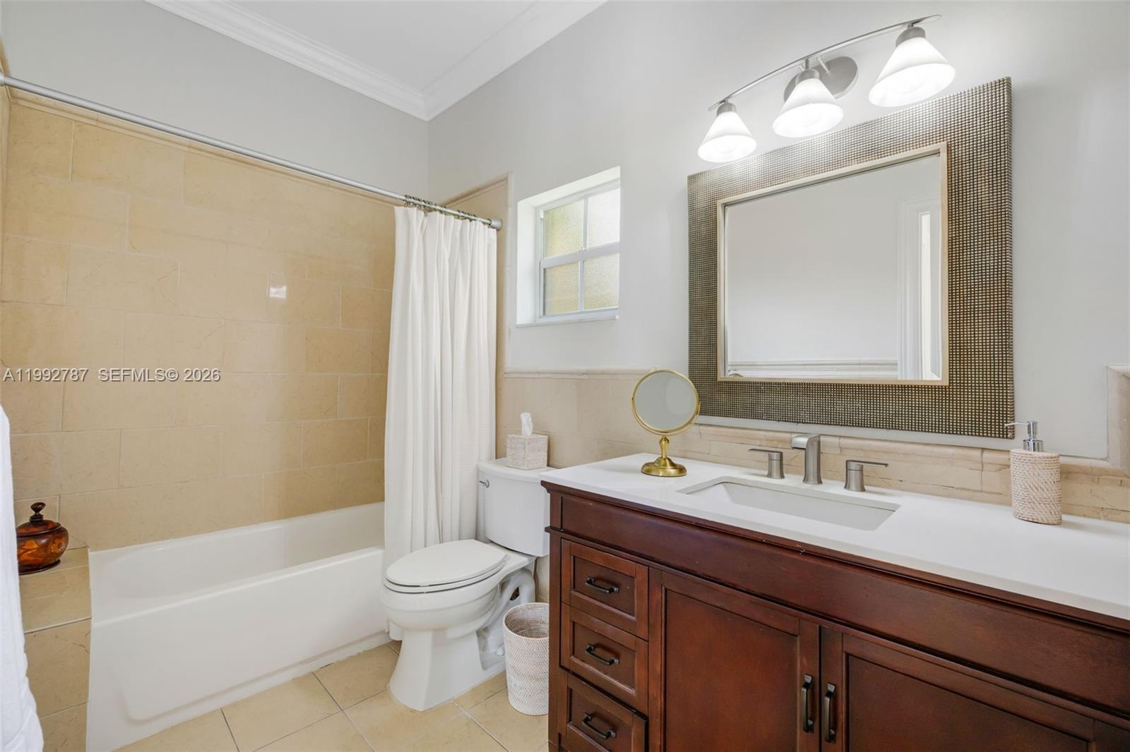 CORAL GABLES RIVIERA SEC - Residential