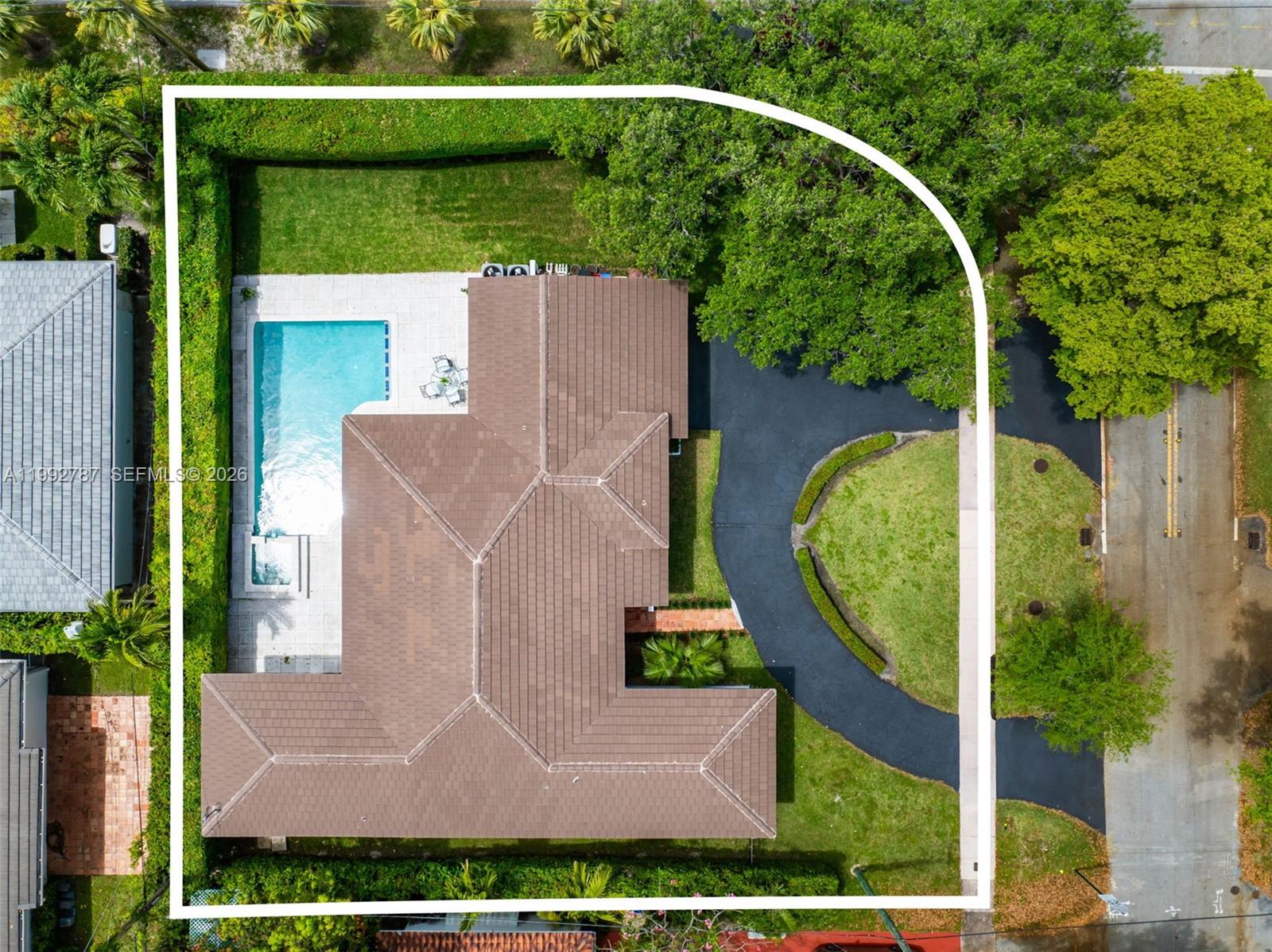 CORAL GABLES RIVIERA SEC - Residential