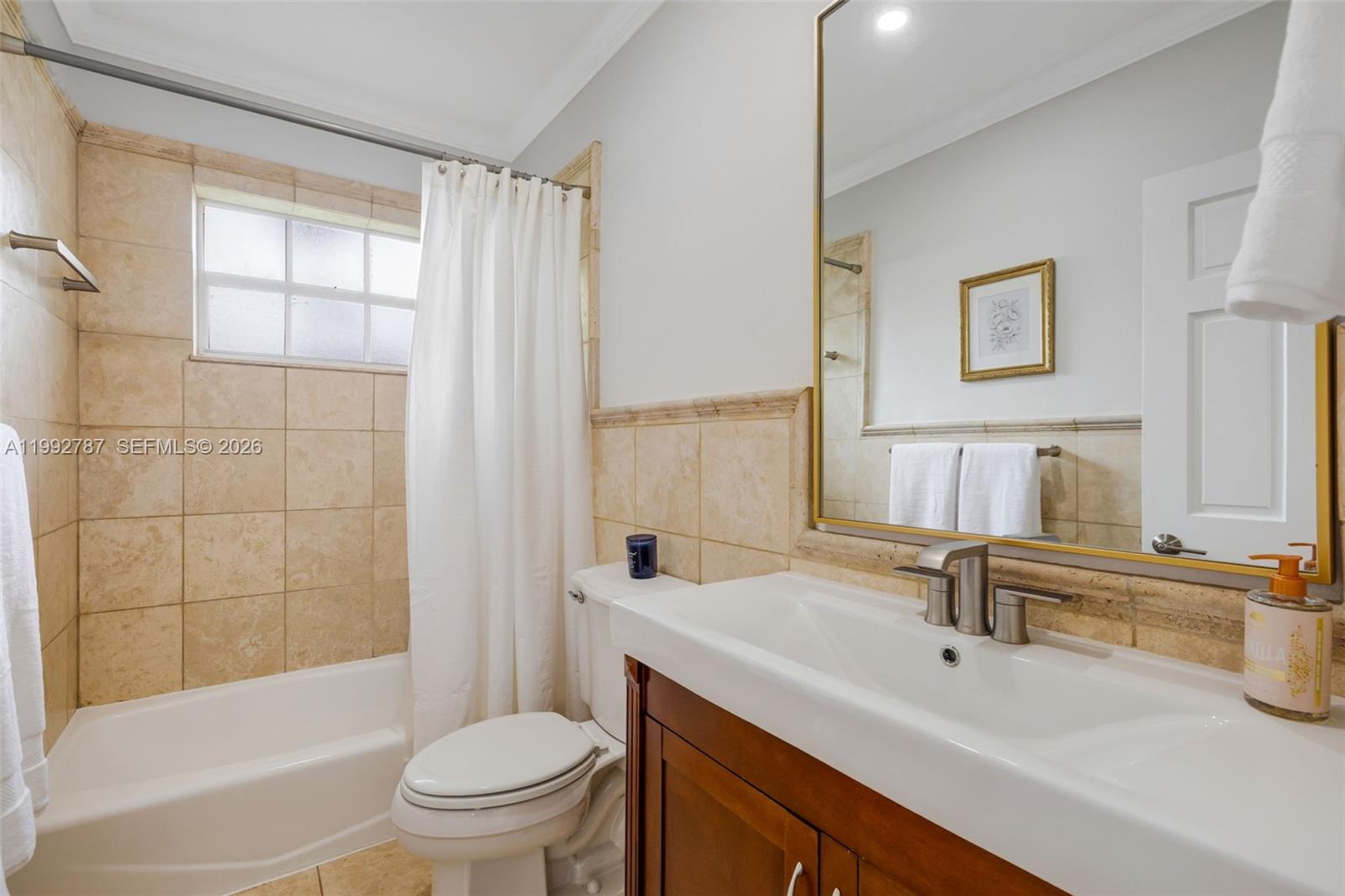 CORAL GABLES RIVIERA SEC - Residential