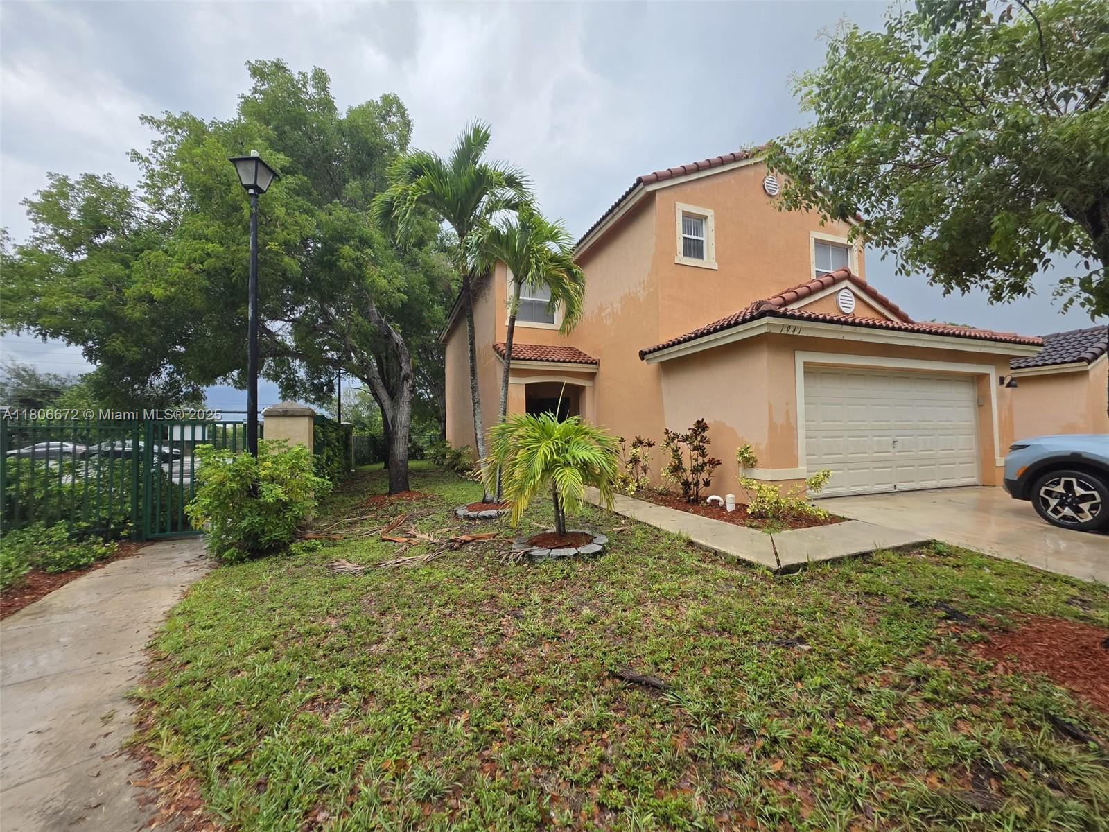 Rental Property at 1941 Se 10th St St, Homestead, Miami-Dade County, Florida - Bedrooms: 4 
Bathrooms: 3  - $3,250 MO.
