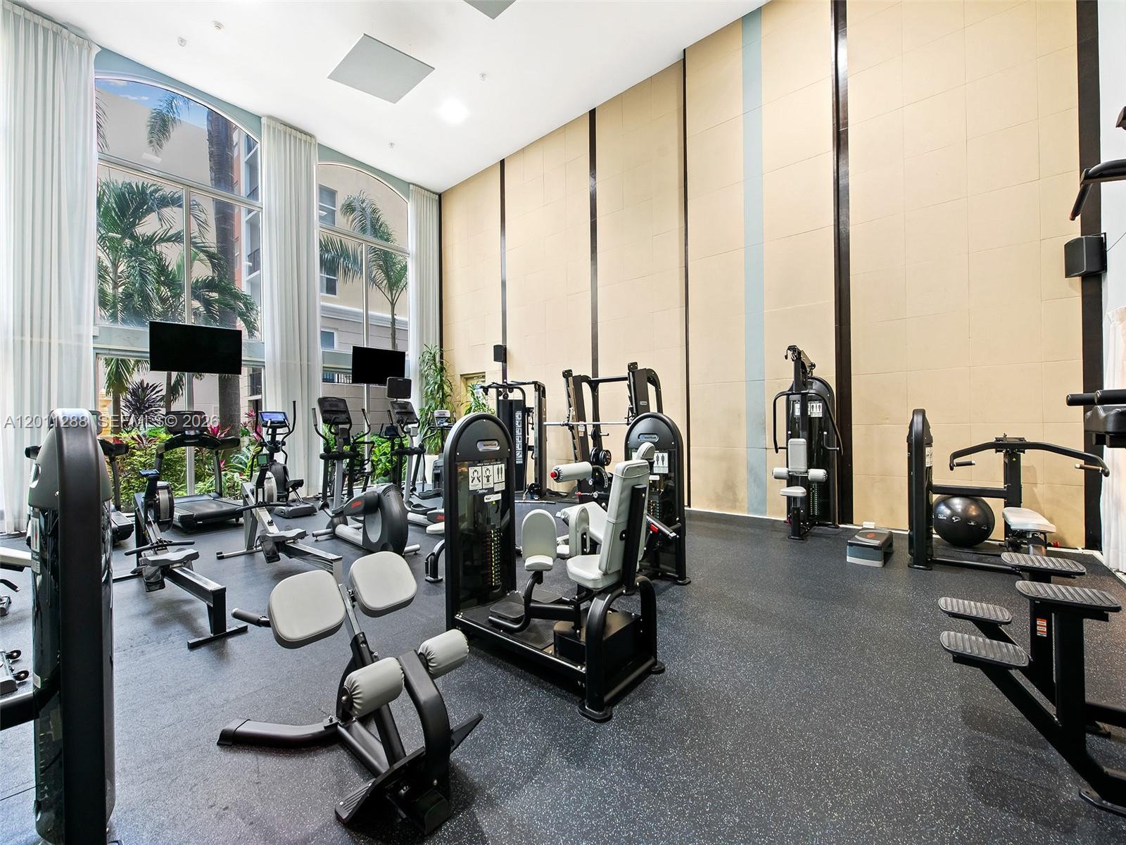 PORTO BELLAGIO CONDO - Residential