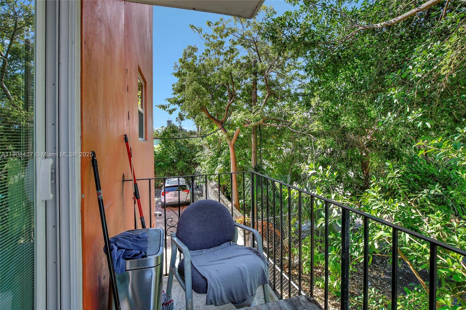 CITY OF MIAMI SOUTH - Residential Lease