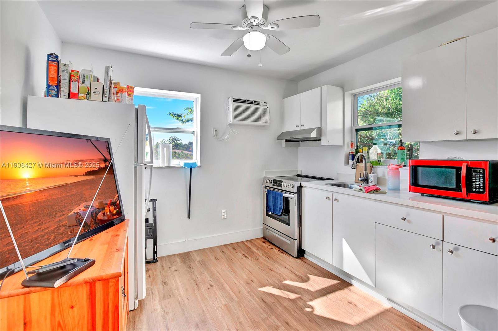 CITY OF MIAMI SOUTH - Residential Lease