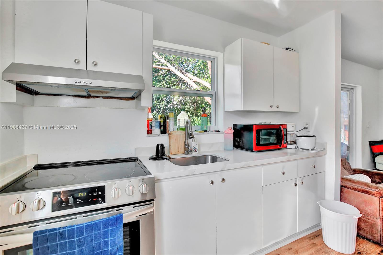 CITY OF MIAMI SOUTH - Residential Lease