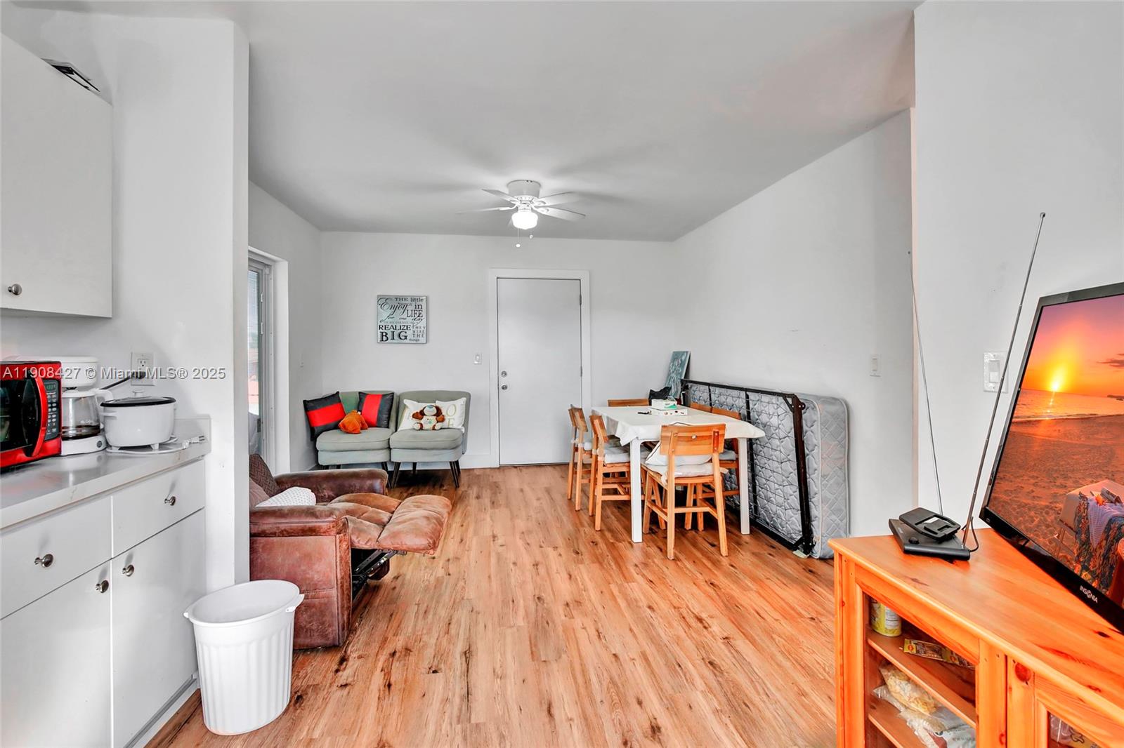 CITY OF MIAMI SOUTH - Residential Lease