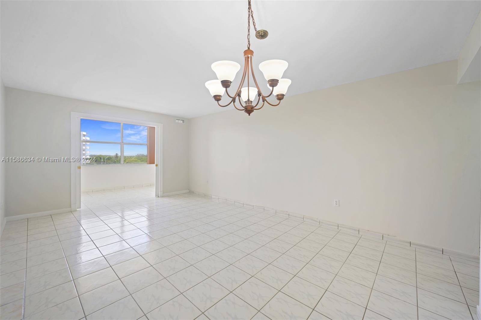 WILSHIRE CONDO - Residential Lease