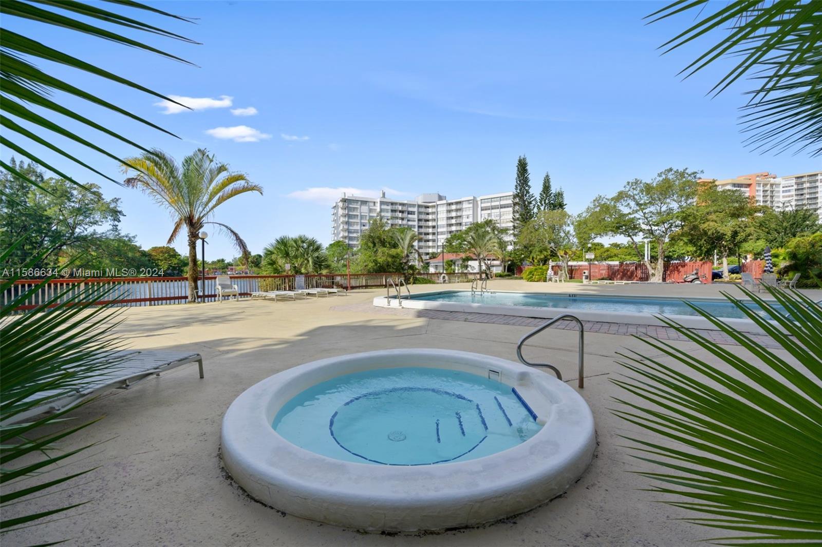 WILSHIRE CONDO - Residential Lease