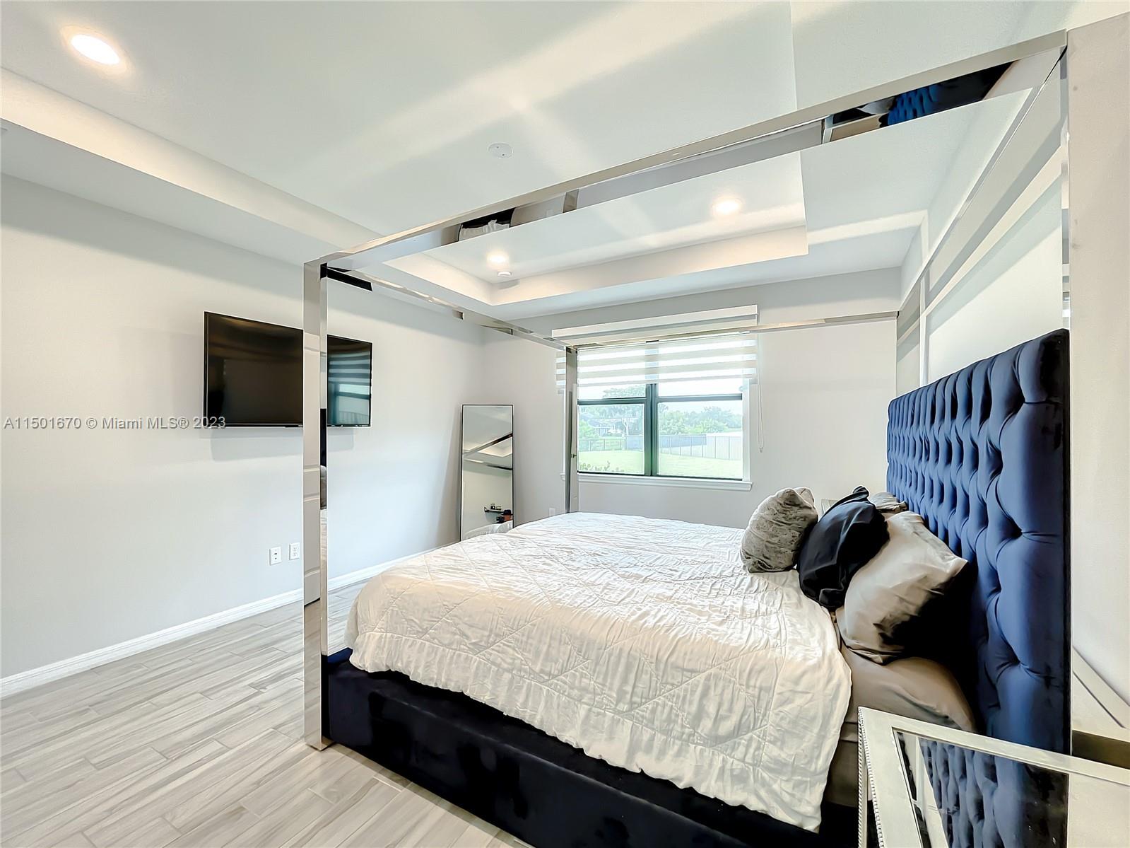 WOODMONT POD E - Residential