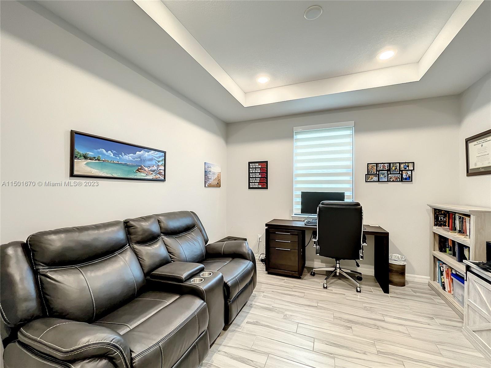 WOODMONT POD E - Residential