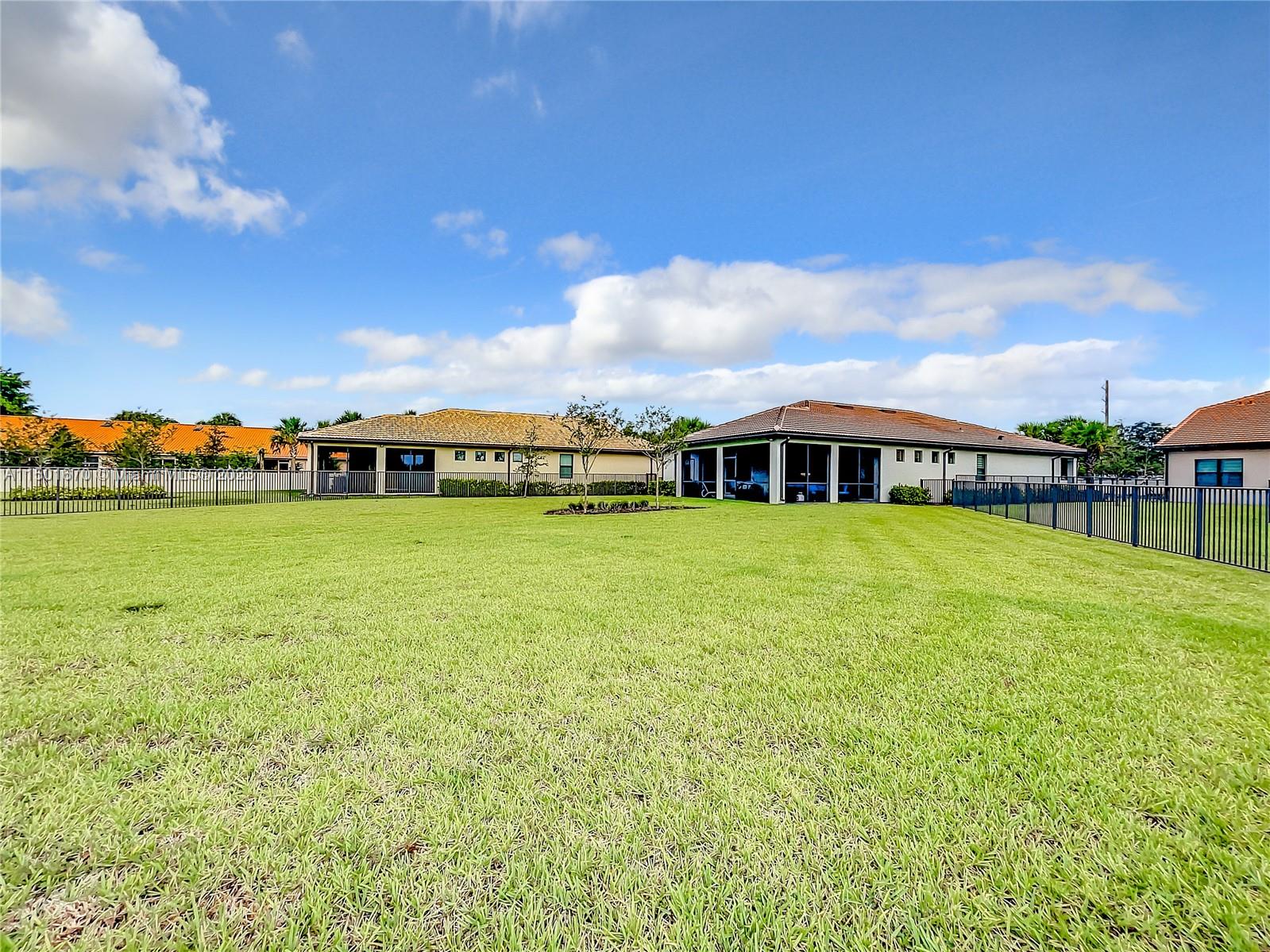 WOODMONT POD E - Residential