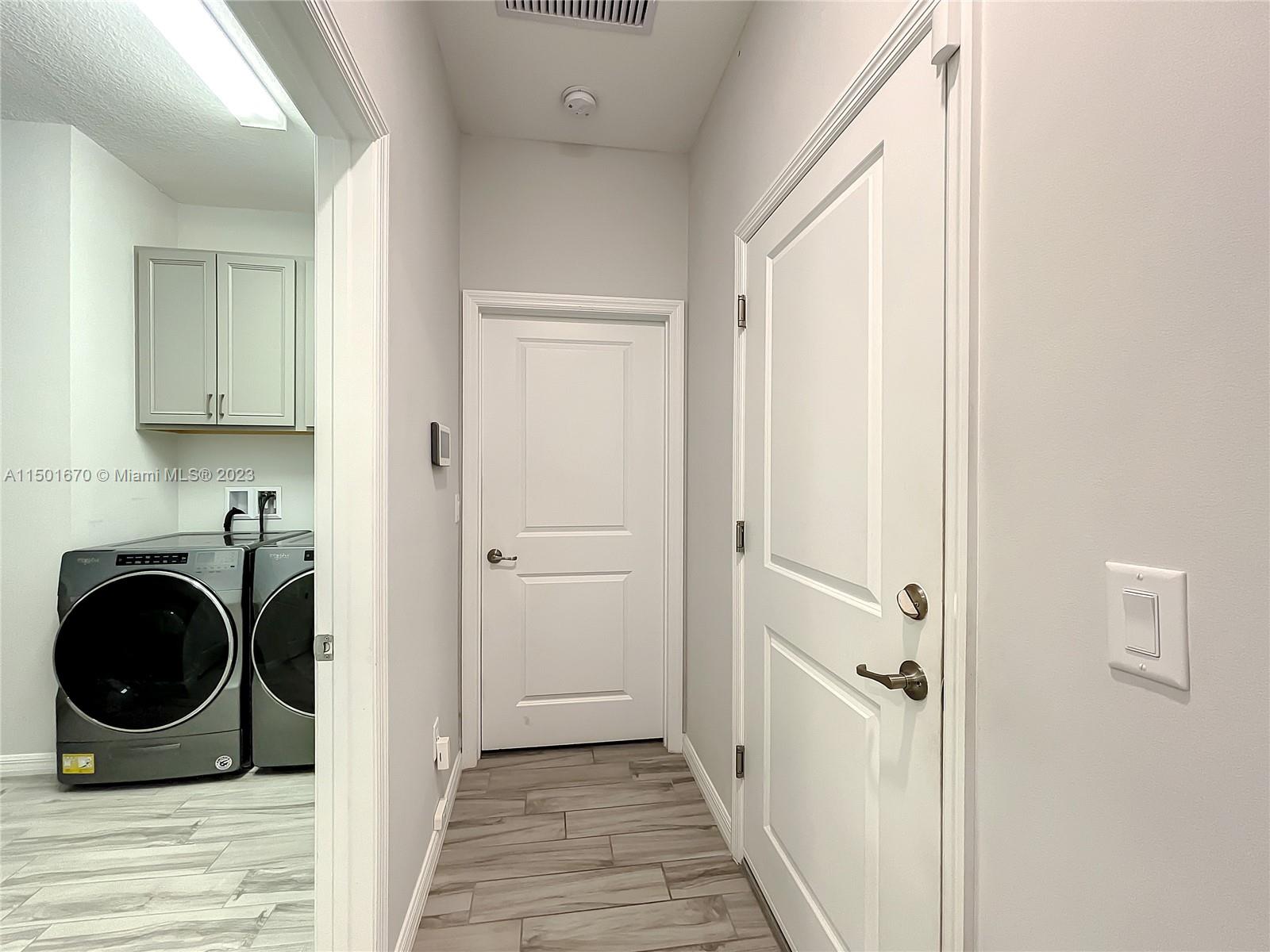 WOODMONT POD E - Residential