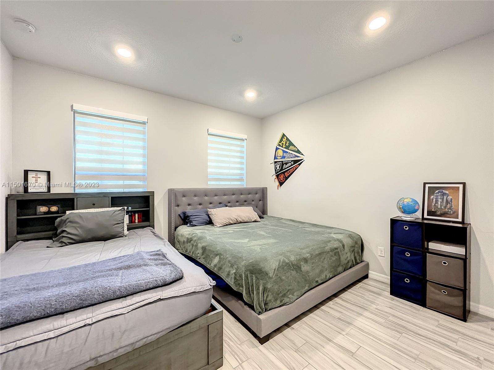 WOODMONT POD E - Residential