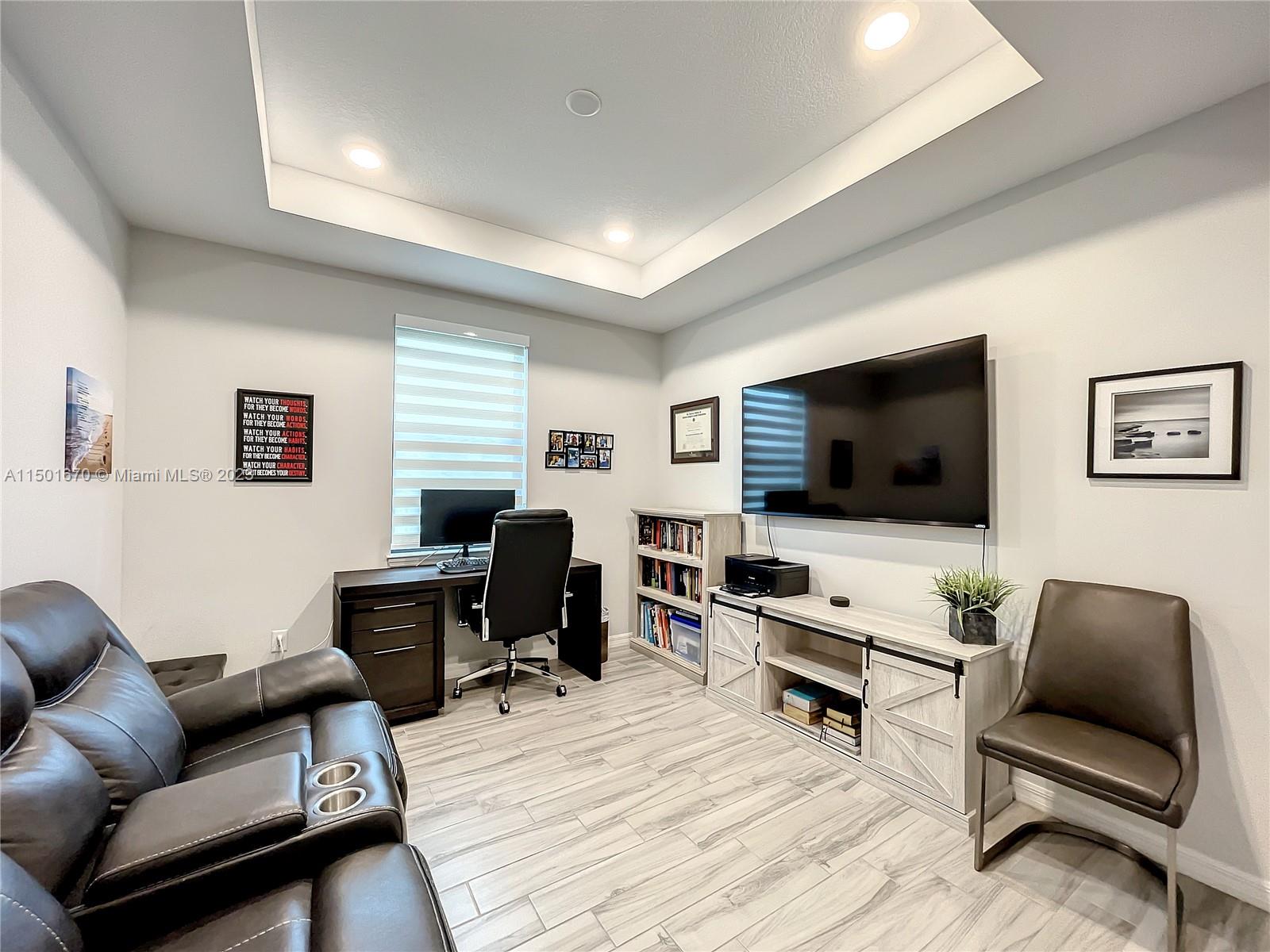 WOODMONT POD E - Residential