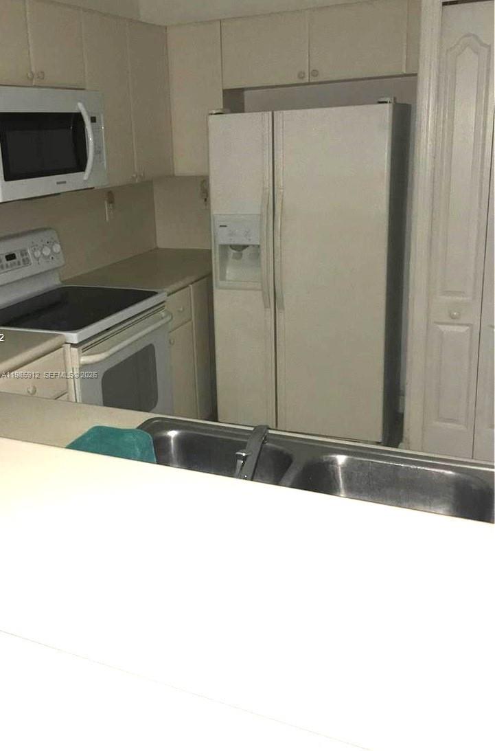 SHOMA CONDO AT KEYS COVE - Residential Lease