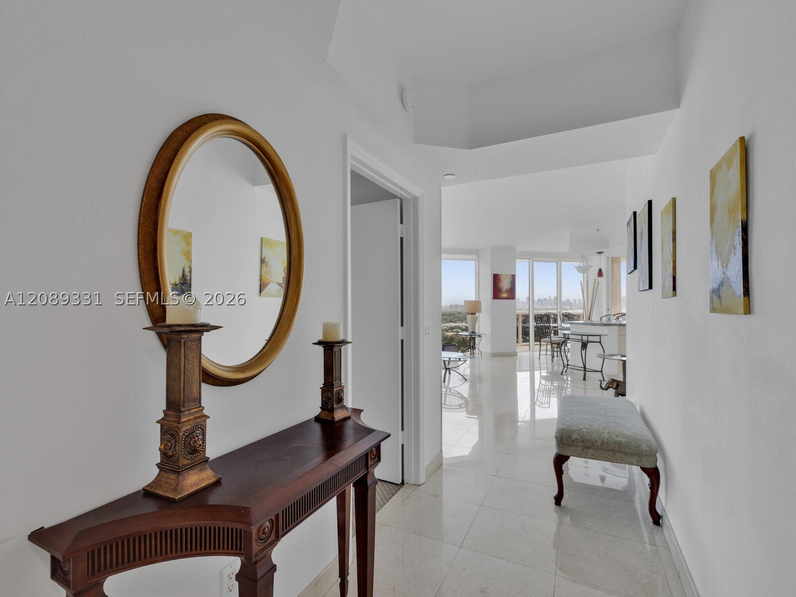 4779 Collins Ave 2805